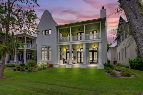 A home in Santa Rosa Beach