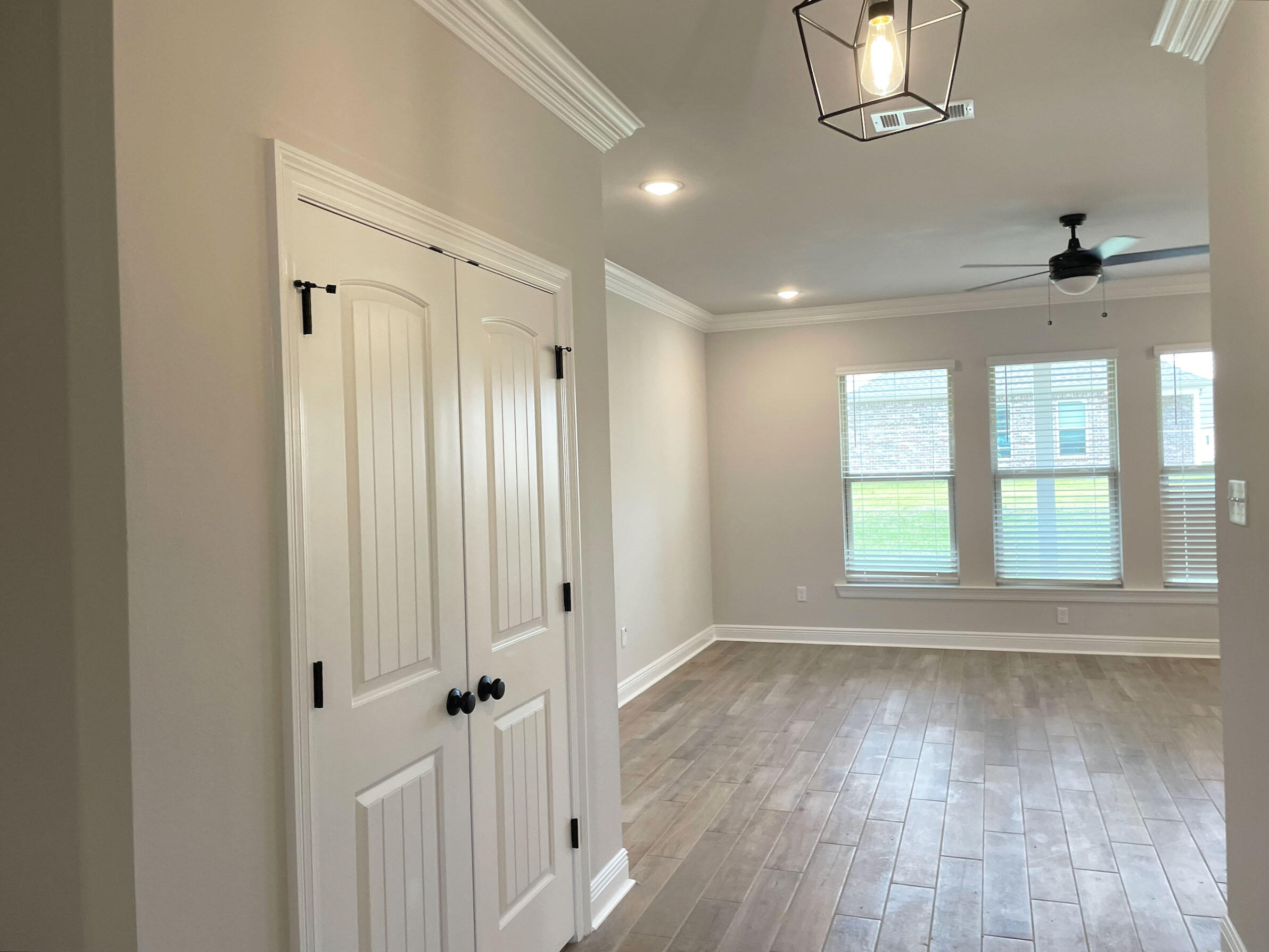 THE BLUFFS AT LAFAYETTE - Residential