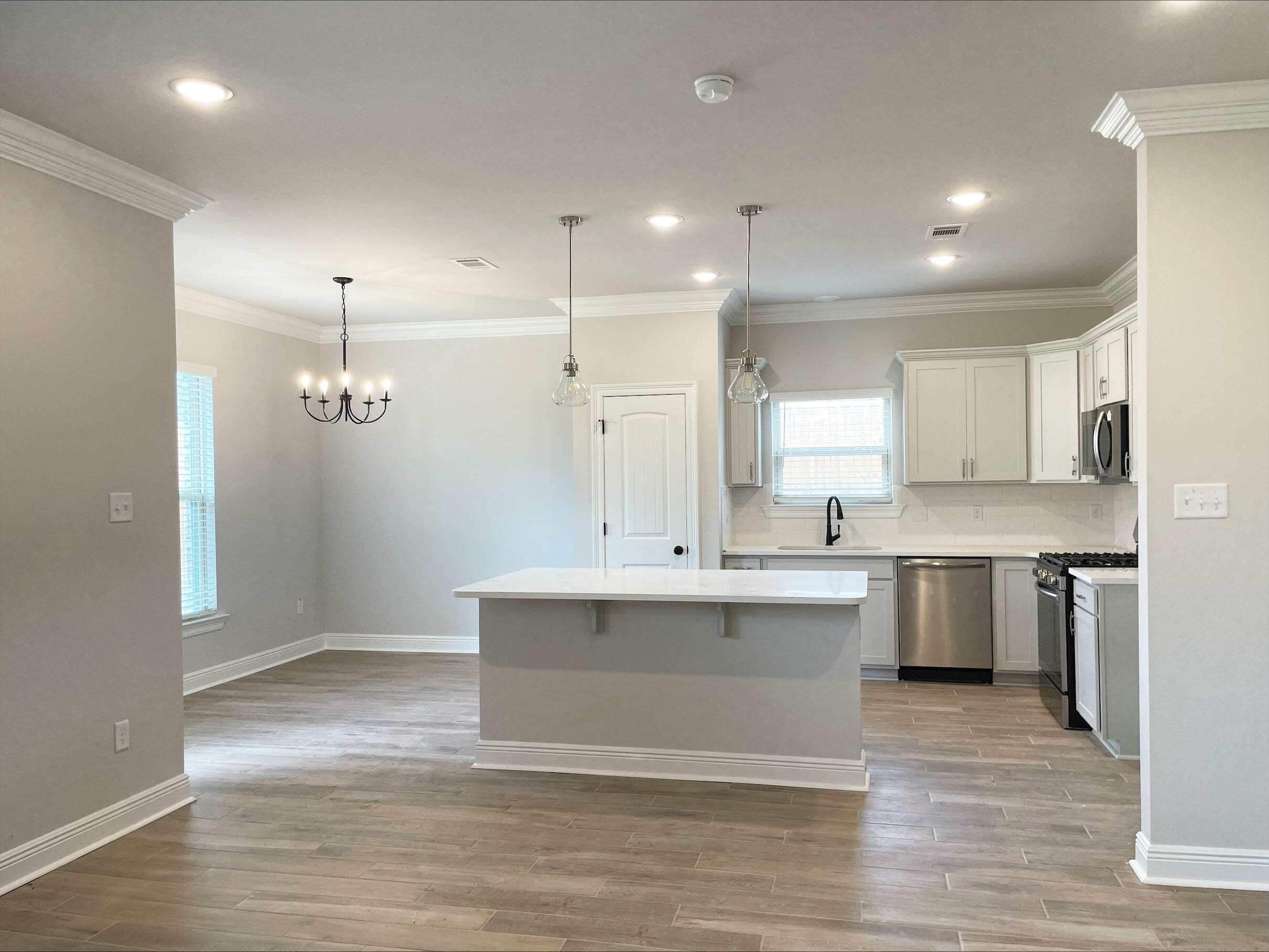 THE BLUFFS AT LAFAYETTE - Residential