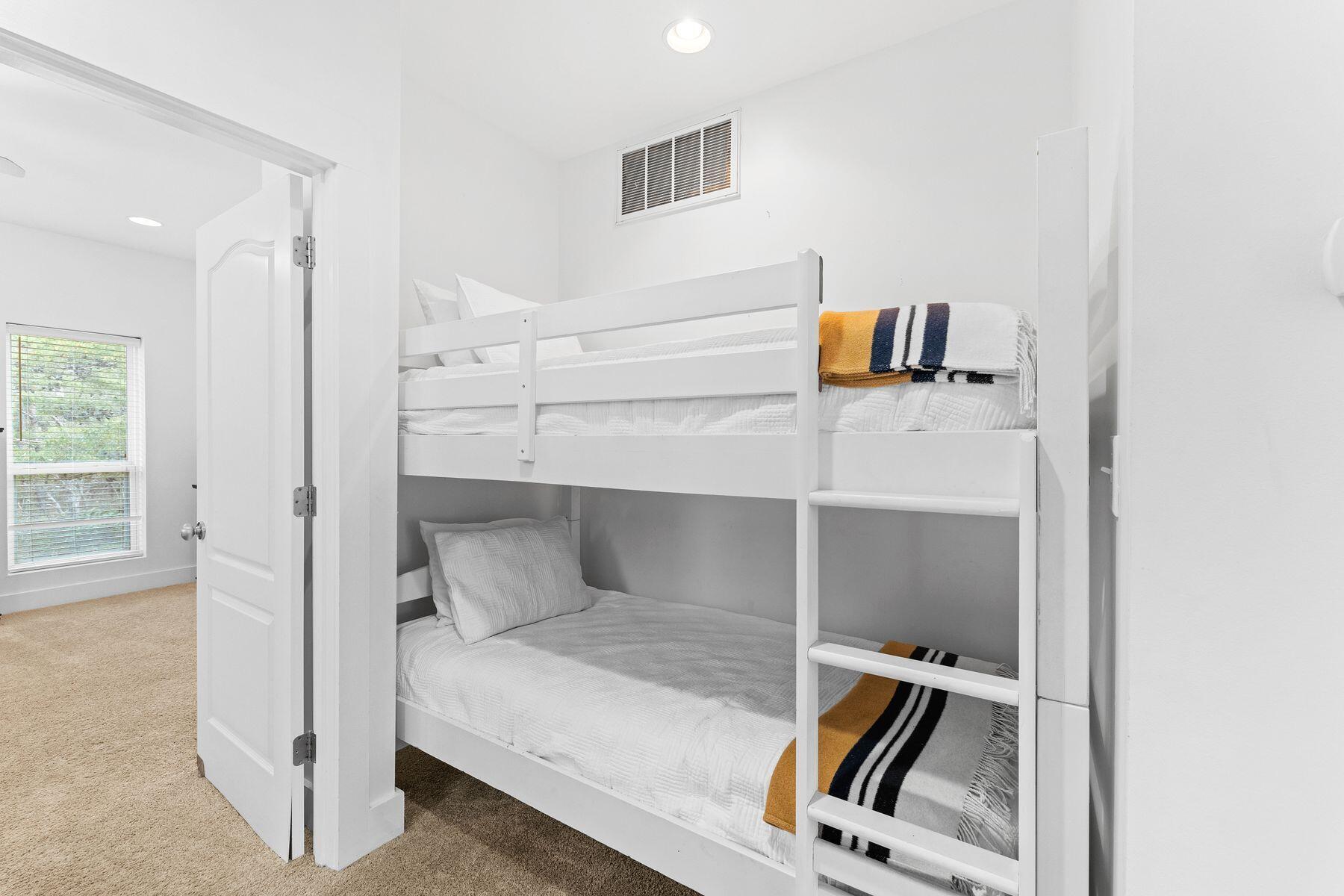 COTTAGES AT CAMP CREEK - Residential