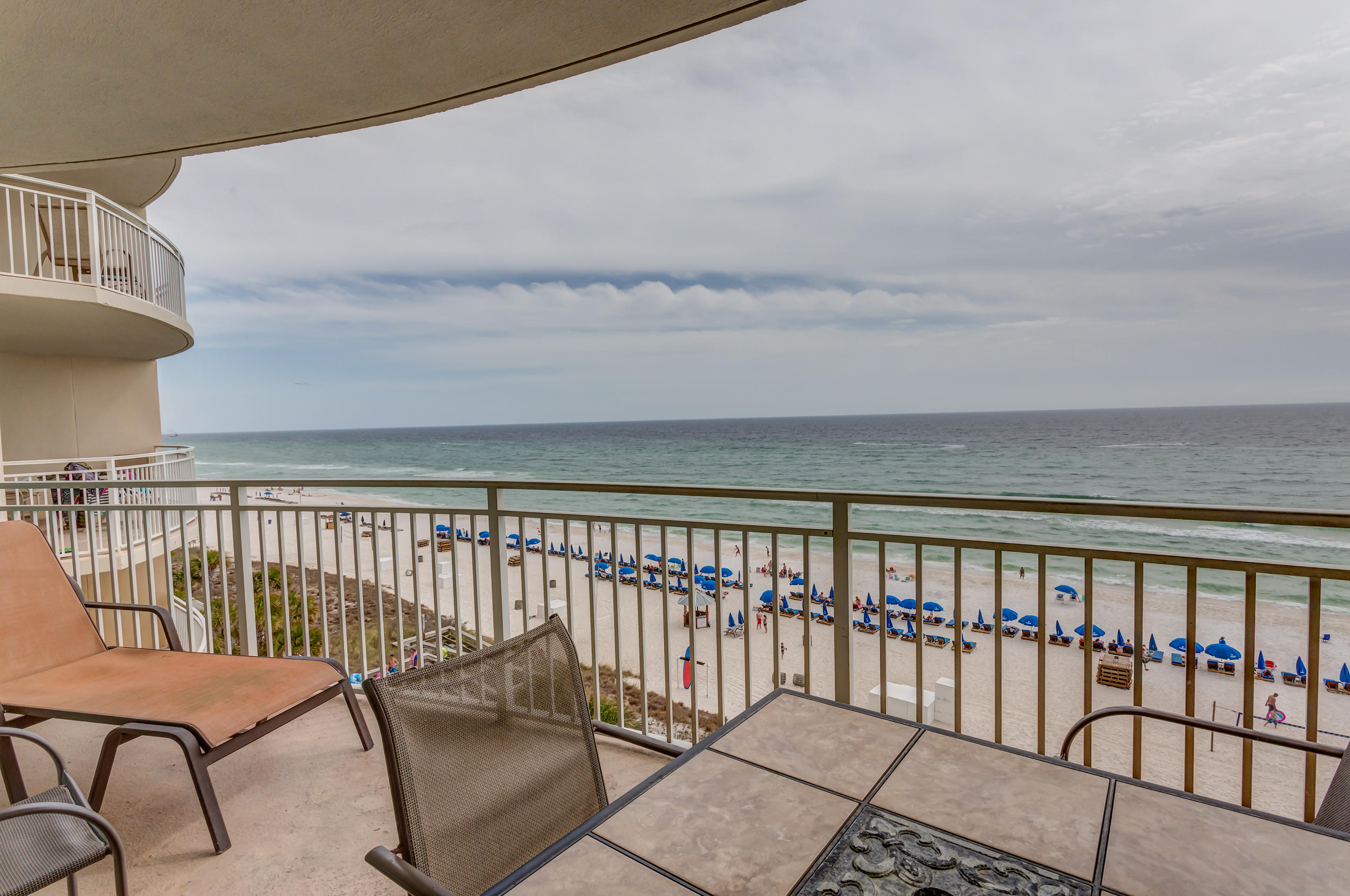 AQUA BEACHSIDE RESORT - Residential