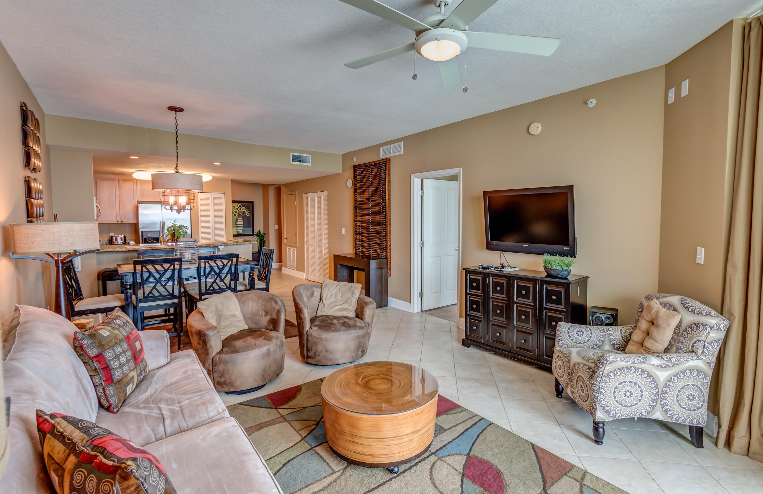 AQUA BEACHSIDE RESORT - Residential