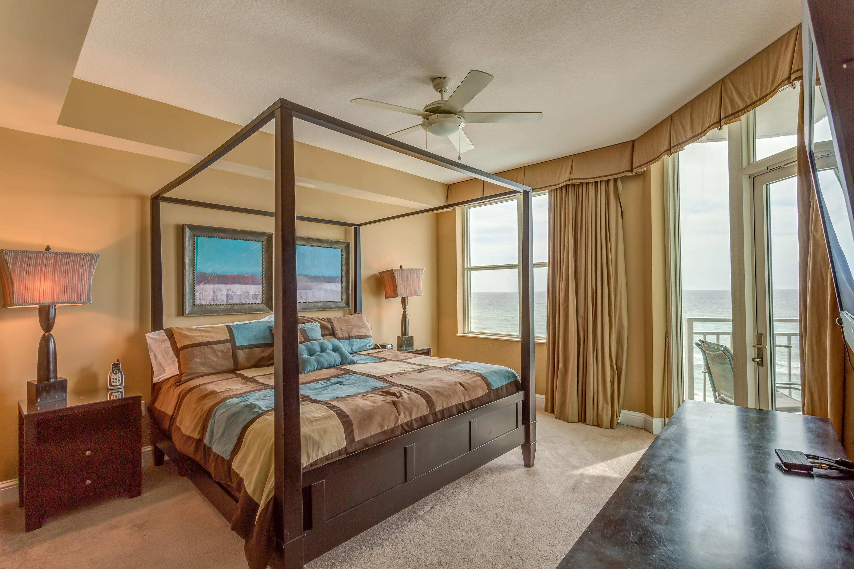 AQUA BEACHSIDE RESORT - Residential