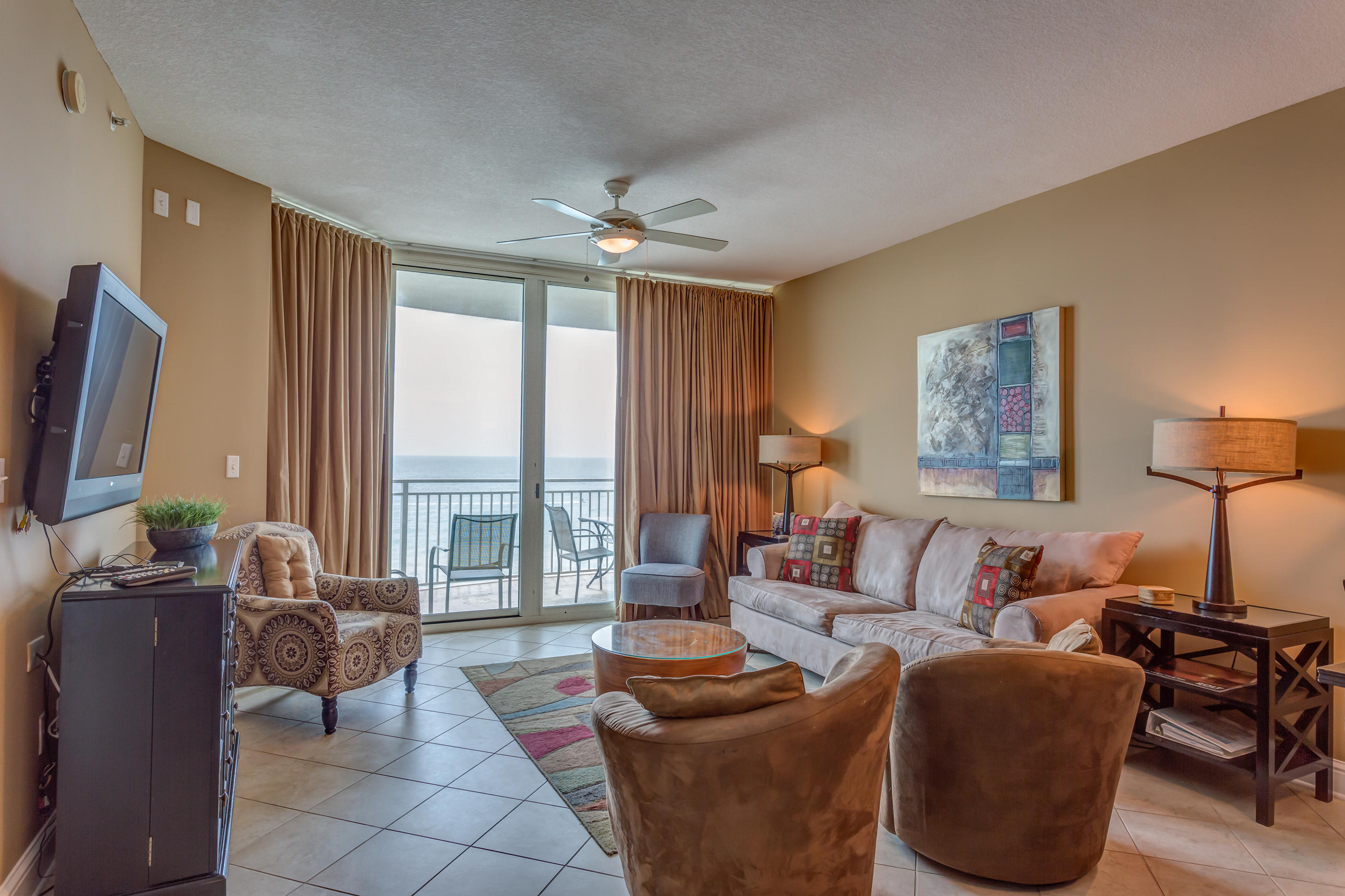 AQUA BEACHSIDE RESORT - Residential