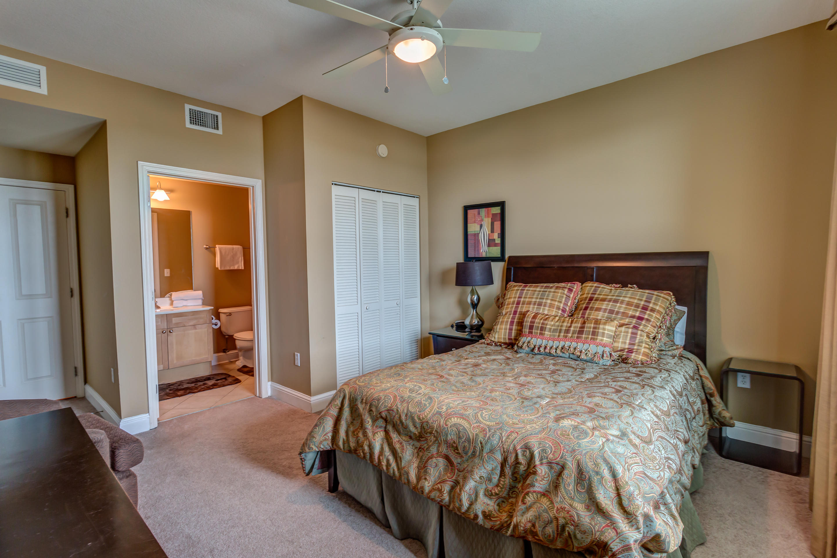 AQUA BEACHSIDE RESORT - Residential