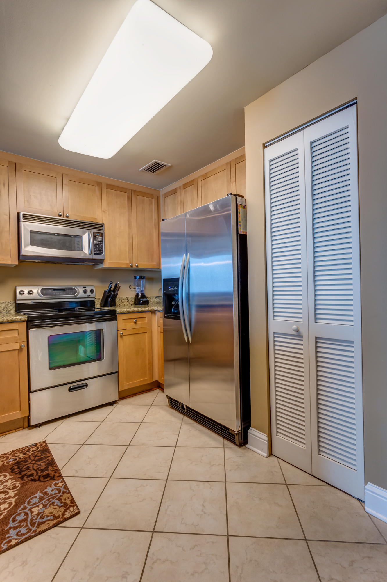 AQUA BEACHSIDE RESORT - Residential