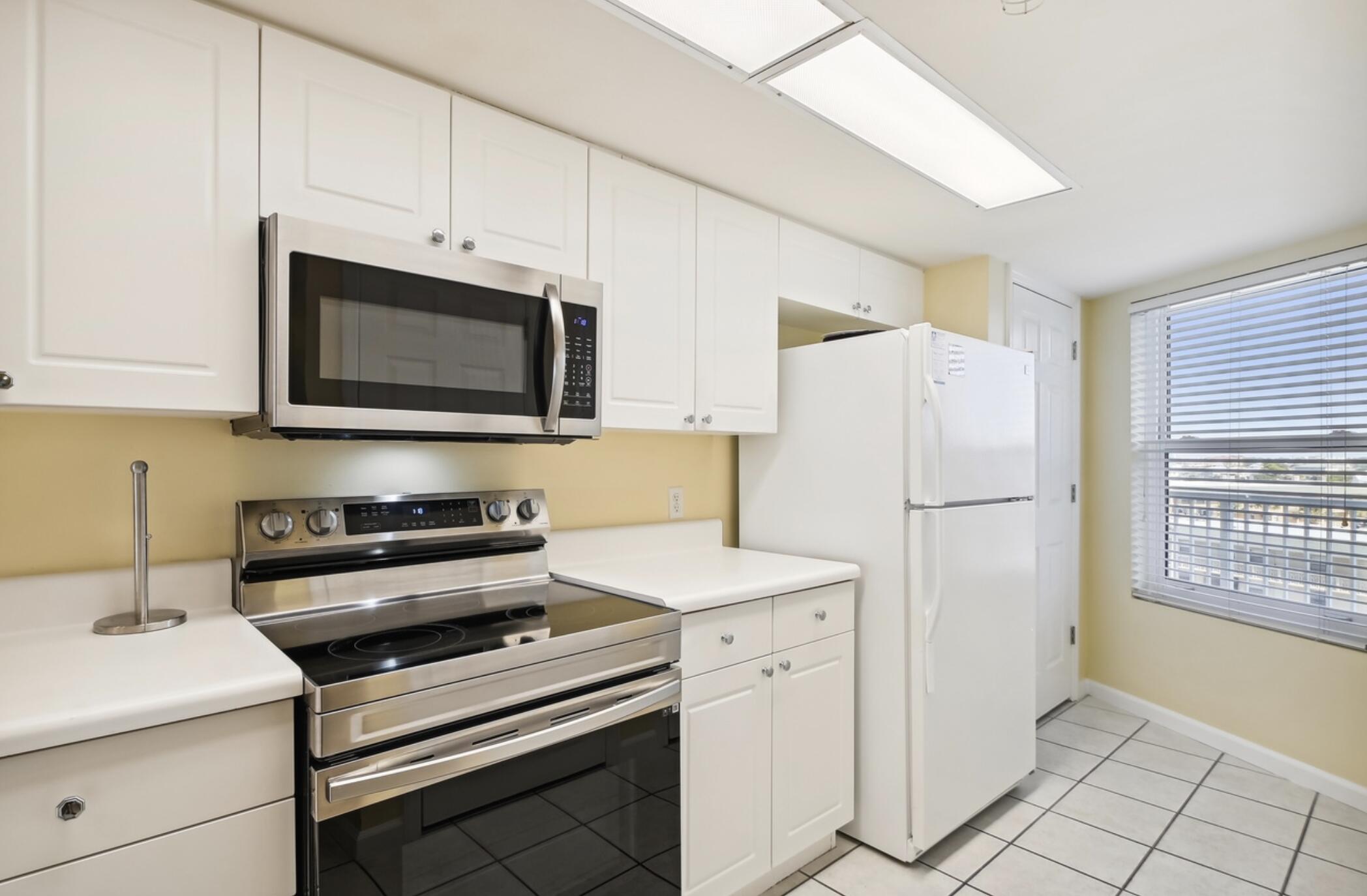SEACREST CONDOMINIUMS - Residential