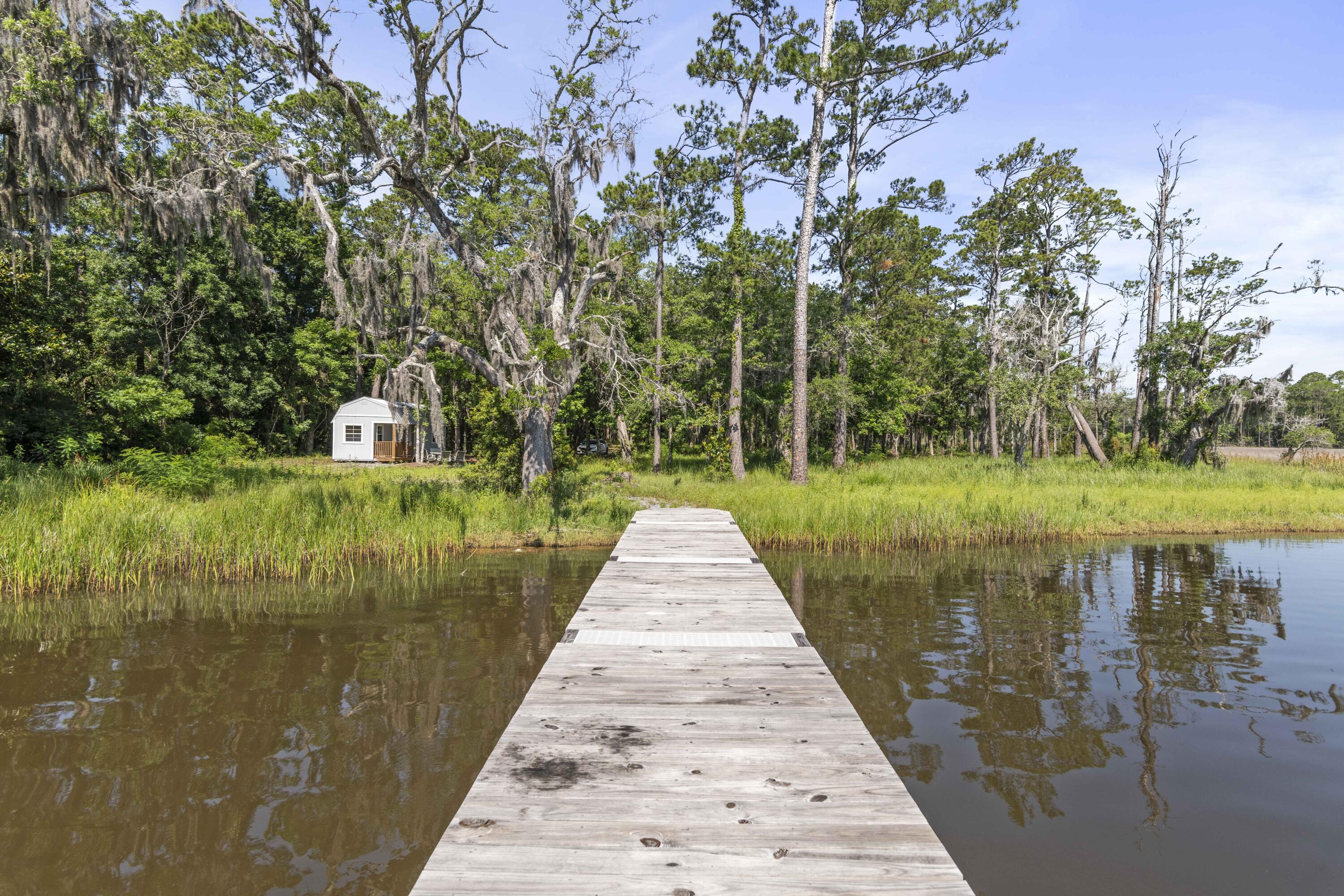 CROSS CREEK SHORES - Land