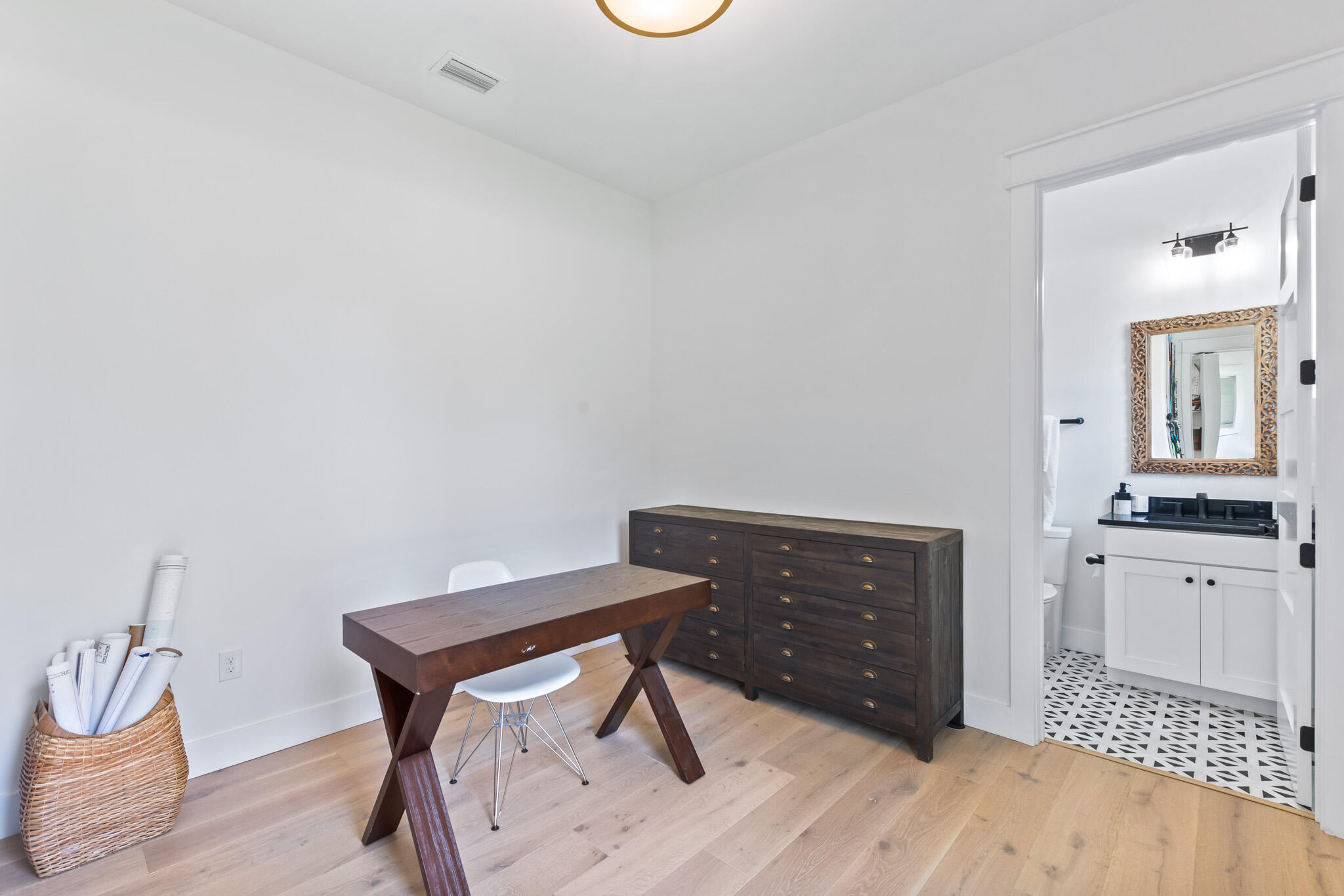 LAIRDS 2ND ADDN - Residential
