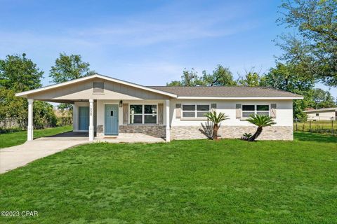 Photo of 1029 Ethlyn Road, Panama City, FL 32404 (MLS # 988483) Photo of 1029 Ethlyn Road, Panama City, FL 32404 (MLS # 988483)