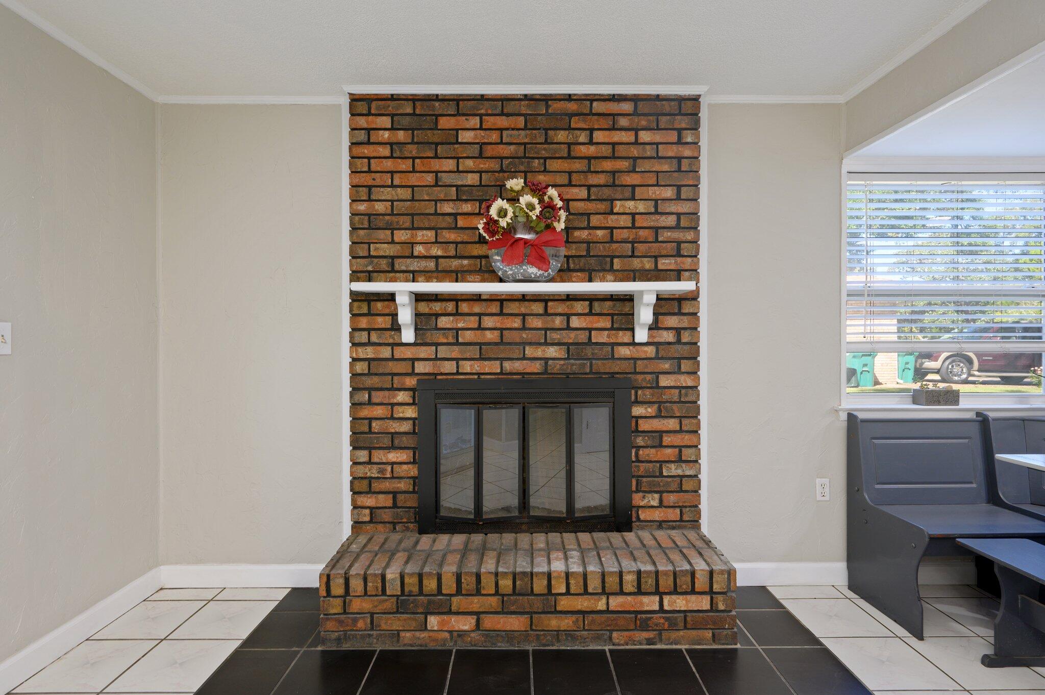 RAINTREE ESTATES UNIT 1 - Residential