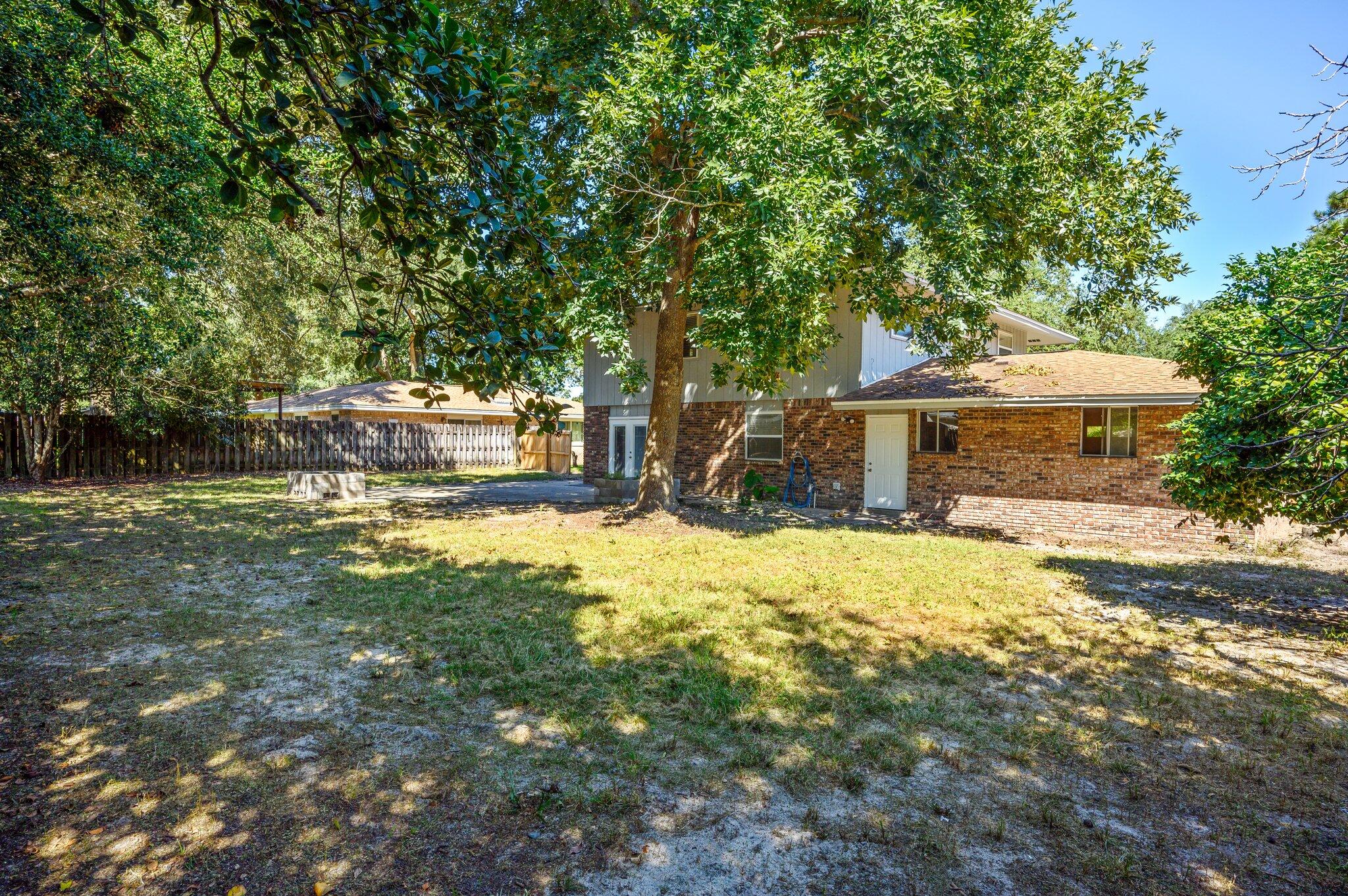 RAINTREE ESTATES UNIT 1 - Residential