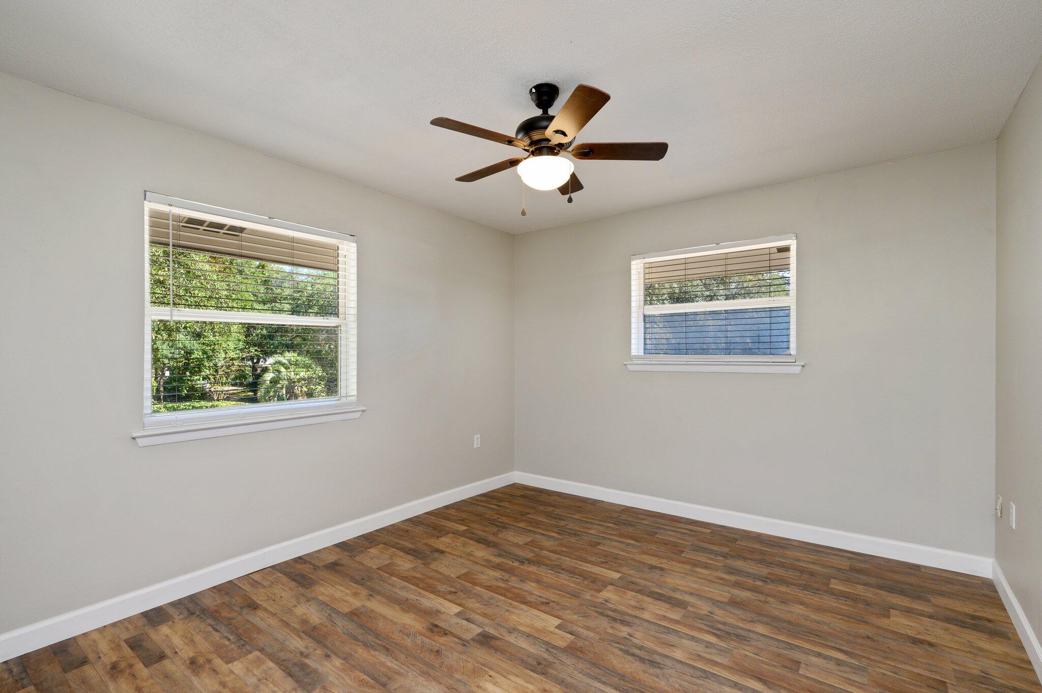 RAINTREE ESTATES UNIT 1 - Residential