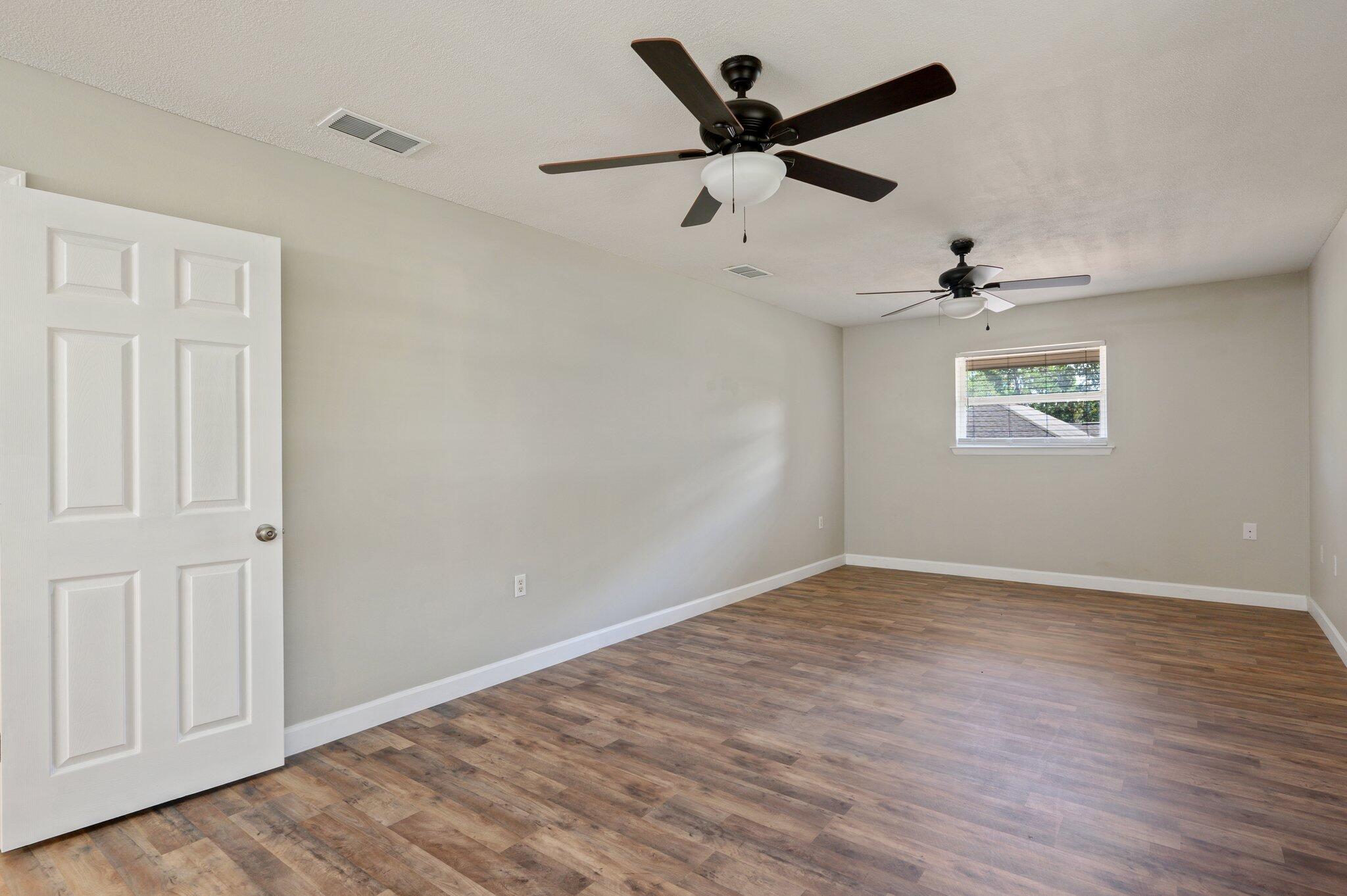 RAINTREE ESTATES UNIT 1 - Residential