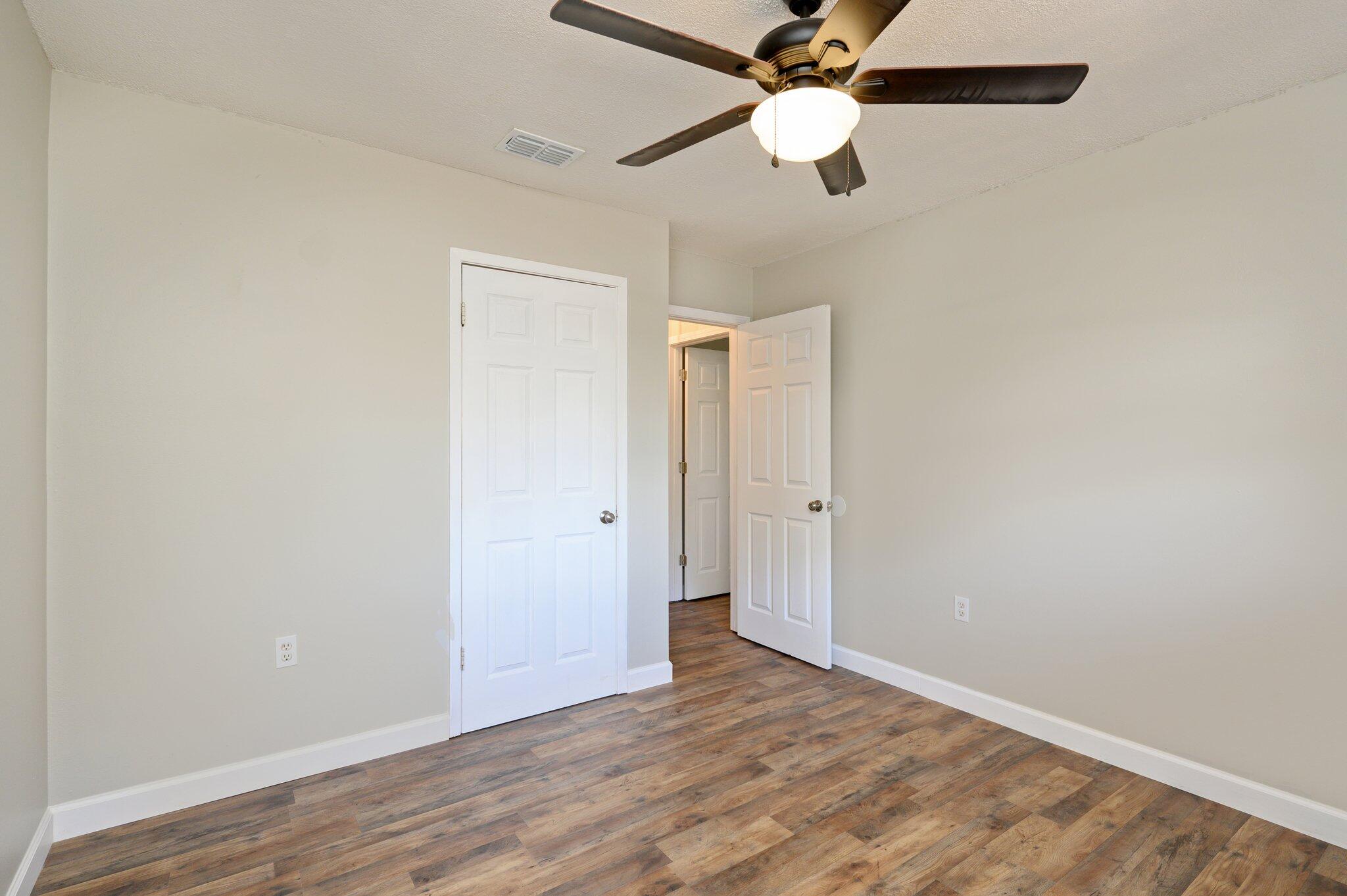 RAINTREE ESTATES UNIT 1 - Residential