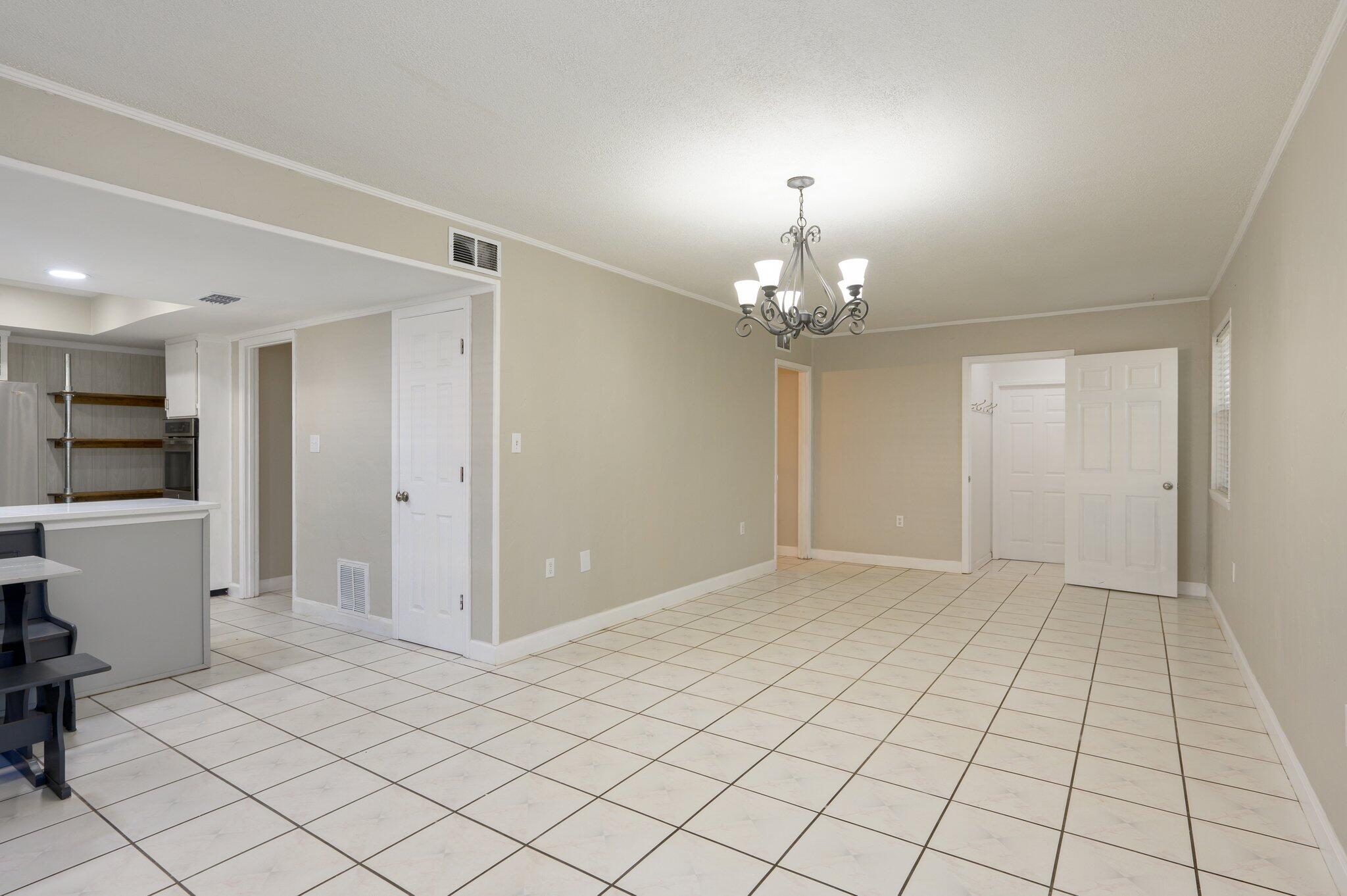 RAINTREE ESTATES UNIT 1 - Residential