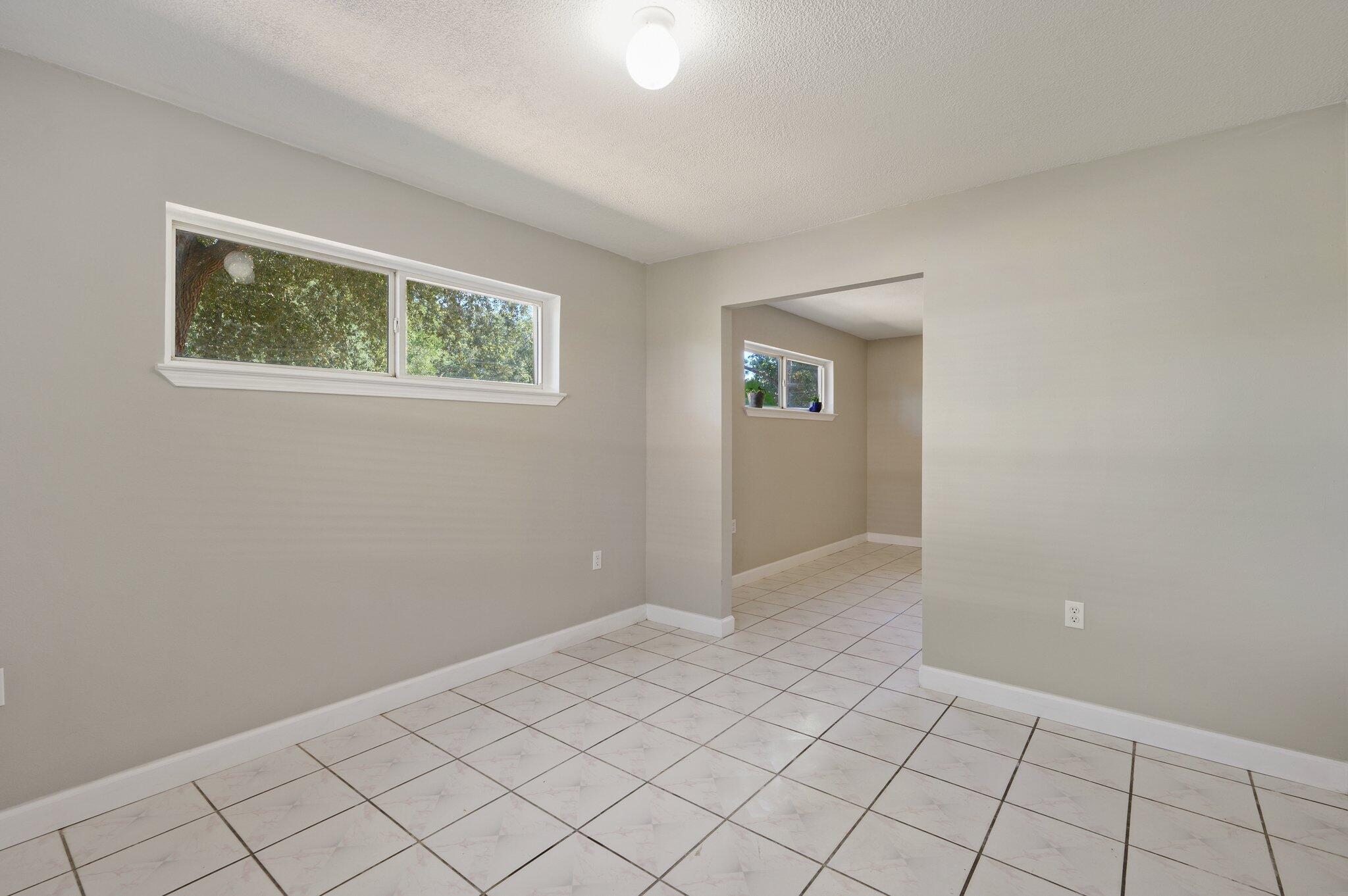 RAINTREE ESTATES UNIT 1 - Residential