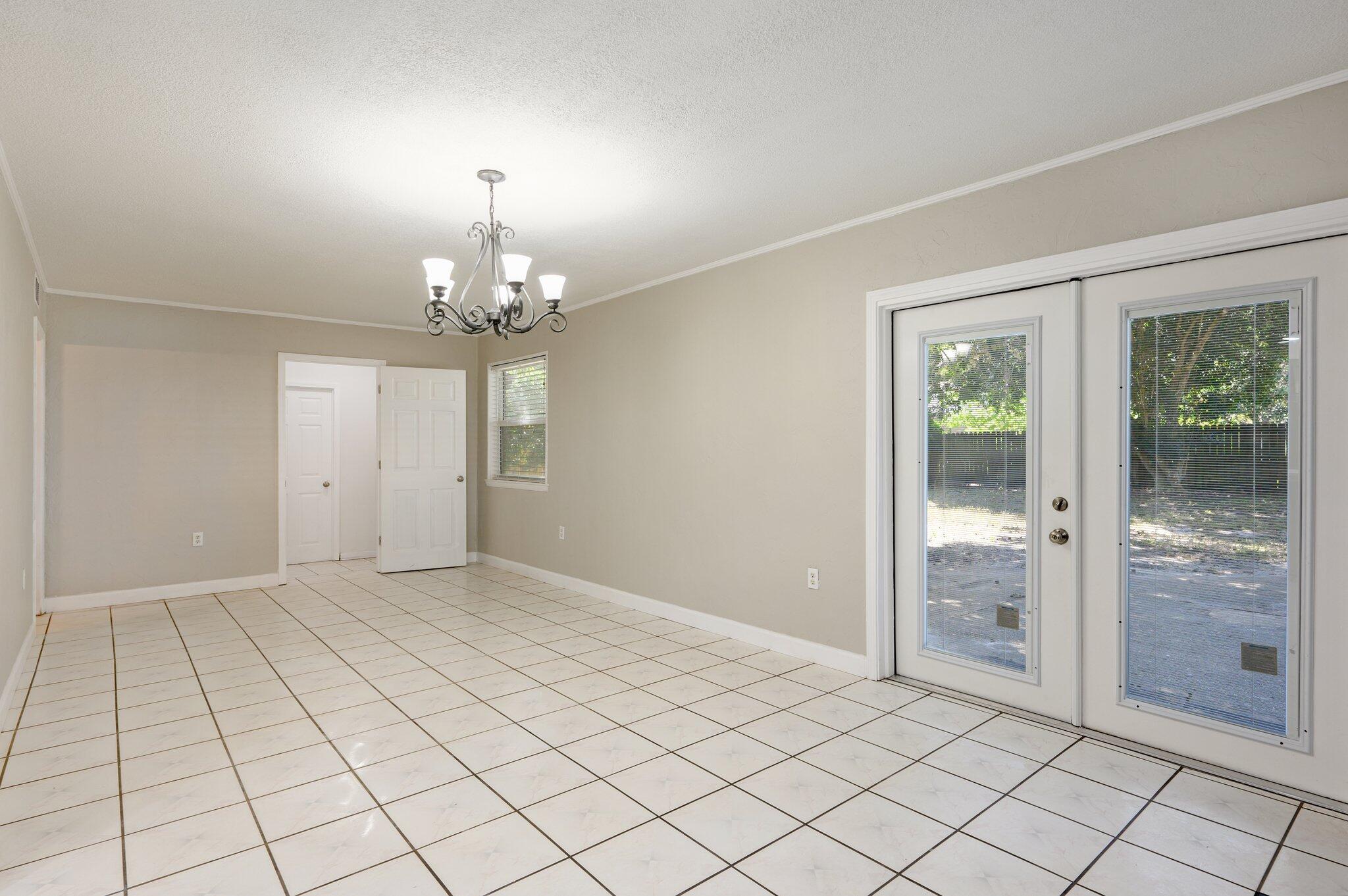 RAINTREE ESTATES UNIT 1 - Residential