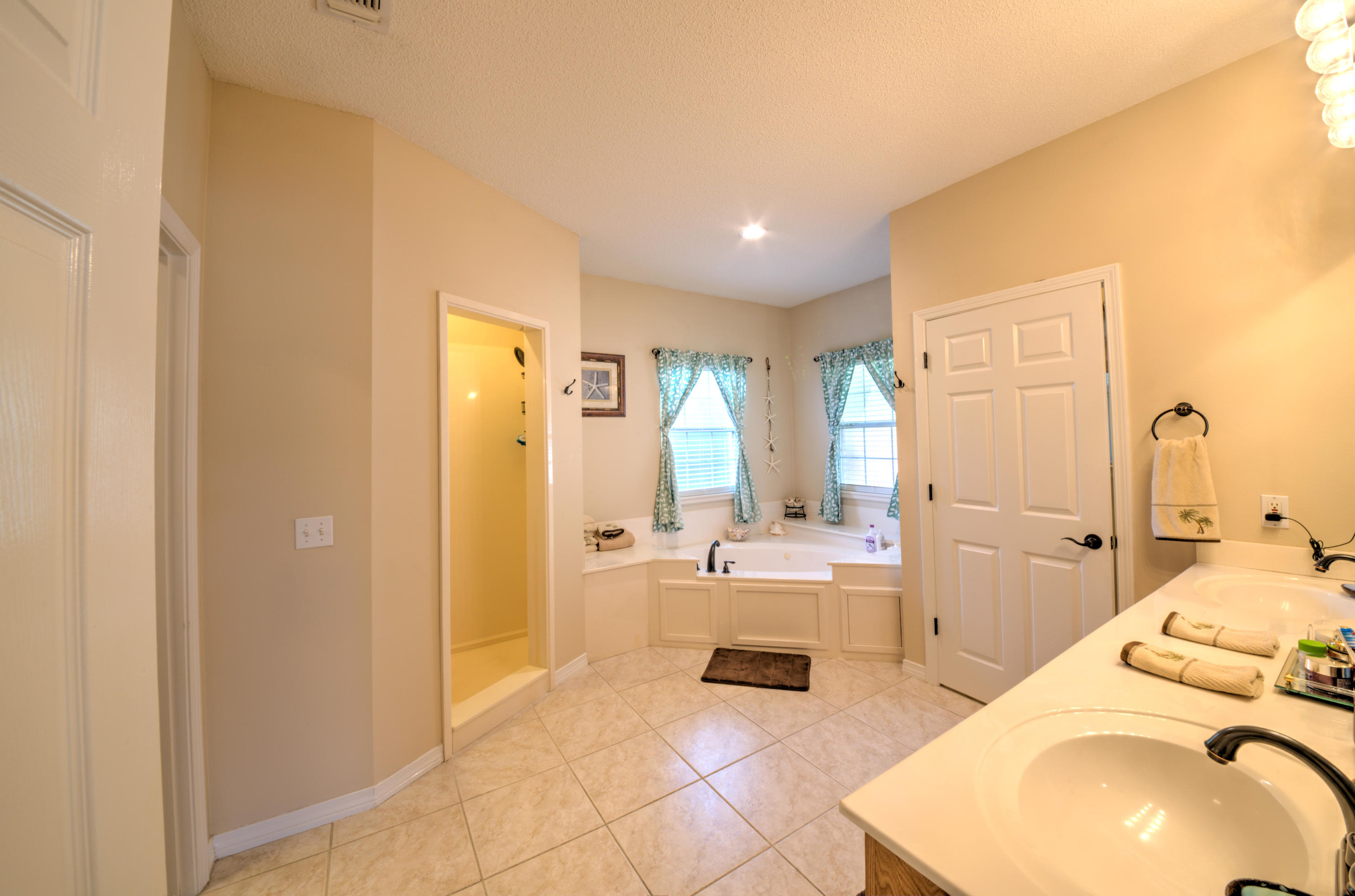 HIDDEN CREEK ESTATES AT HOLLEY BY THE SEA - Residential