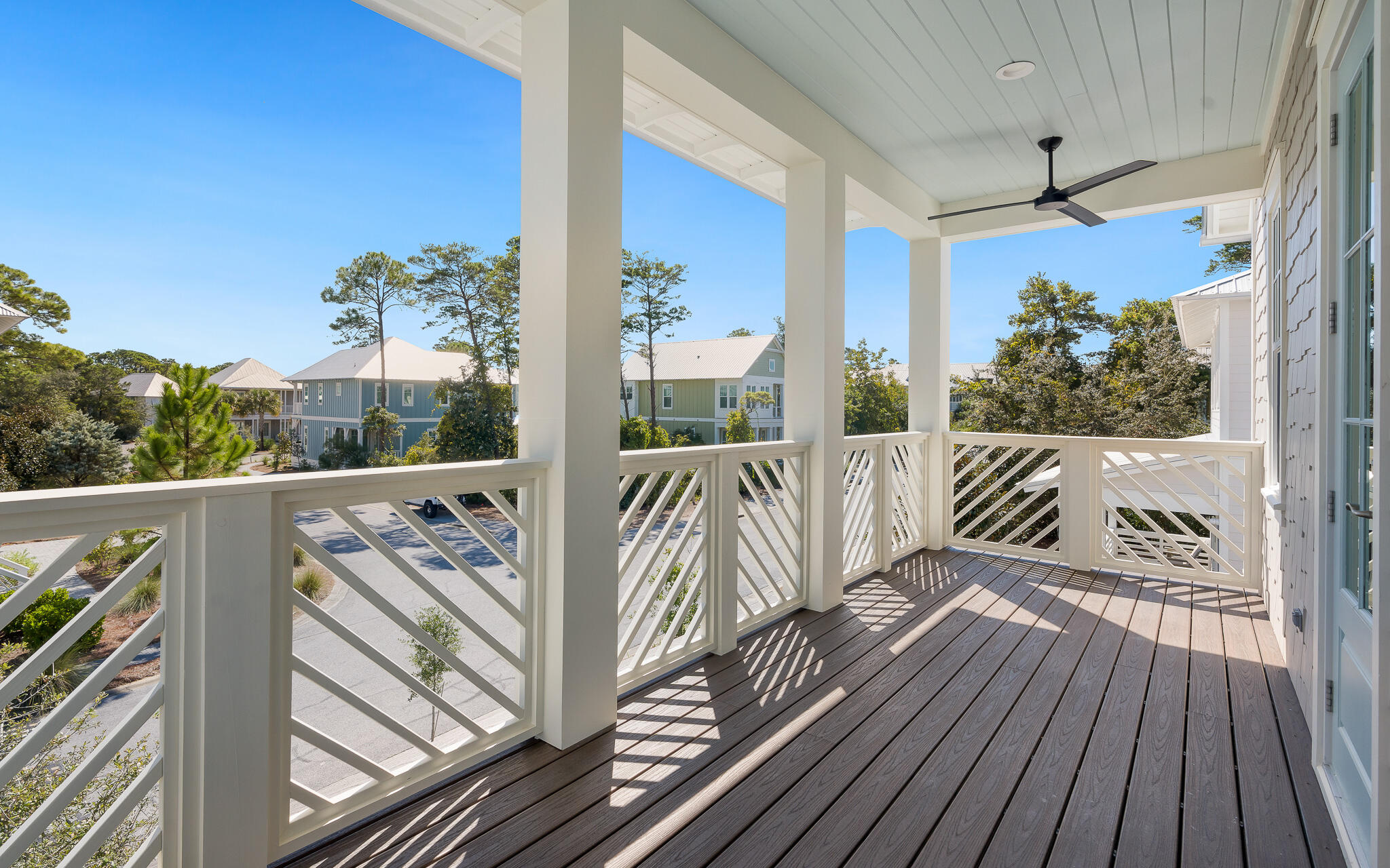 LAKESIDE AT BLUE MOUNTAIN BEACH - Residential