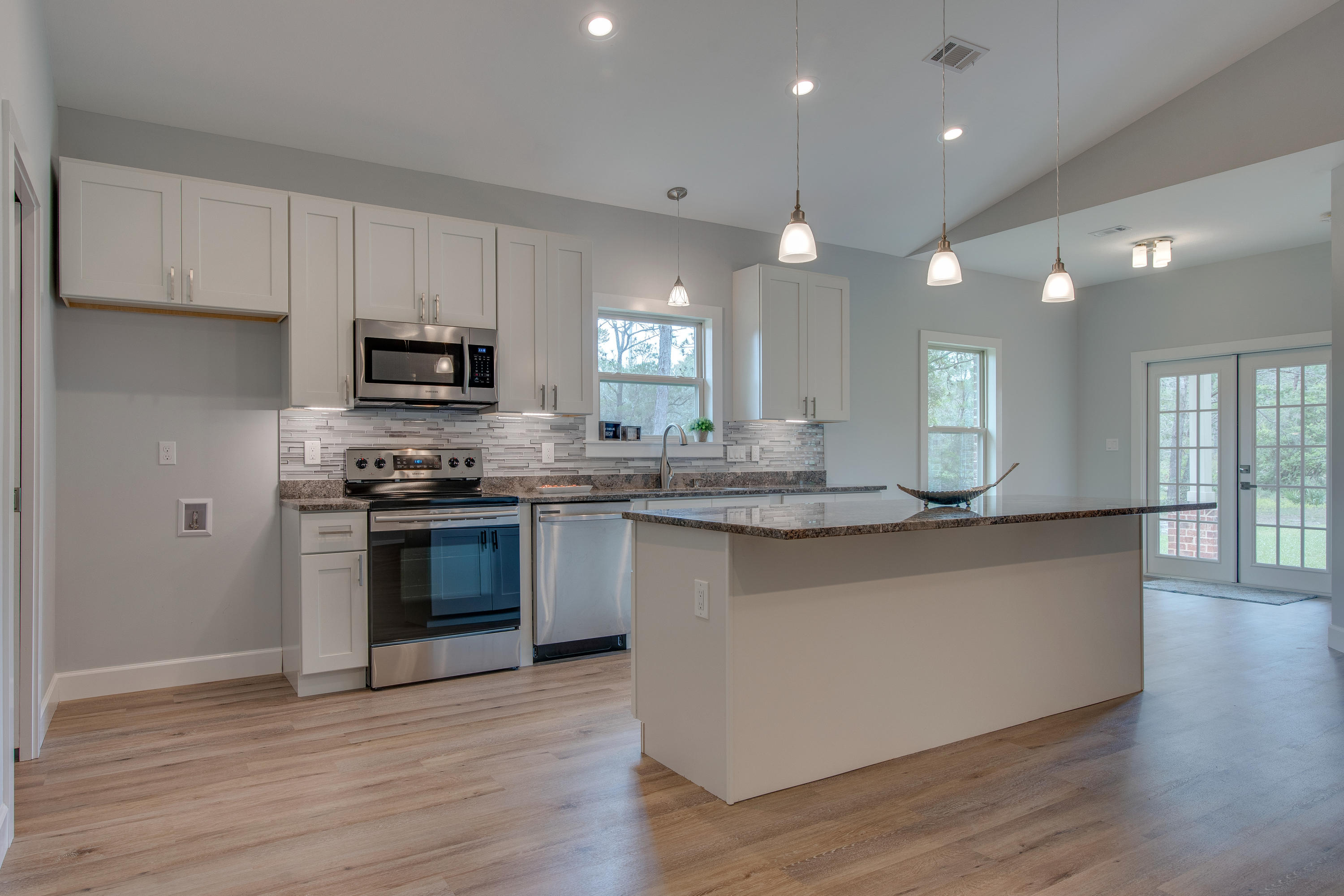 EVERGREEN SHORES 1ST ADDN - Residential