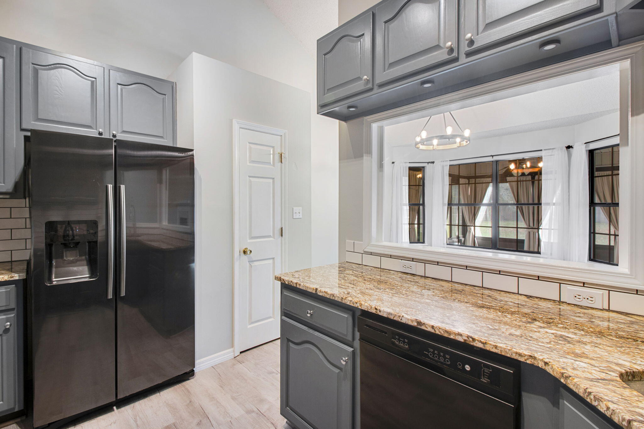 HOLLEY BY THE SEA - Residential