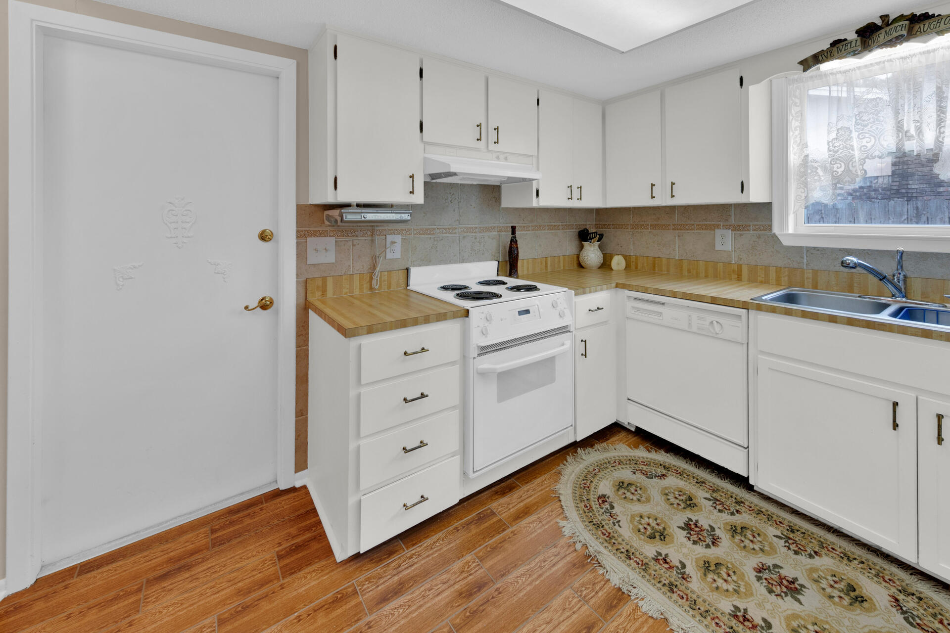 TANGLEWOOD S/D - Residential