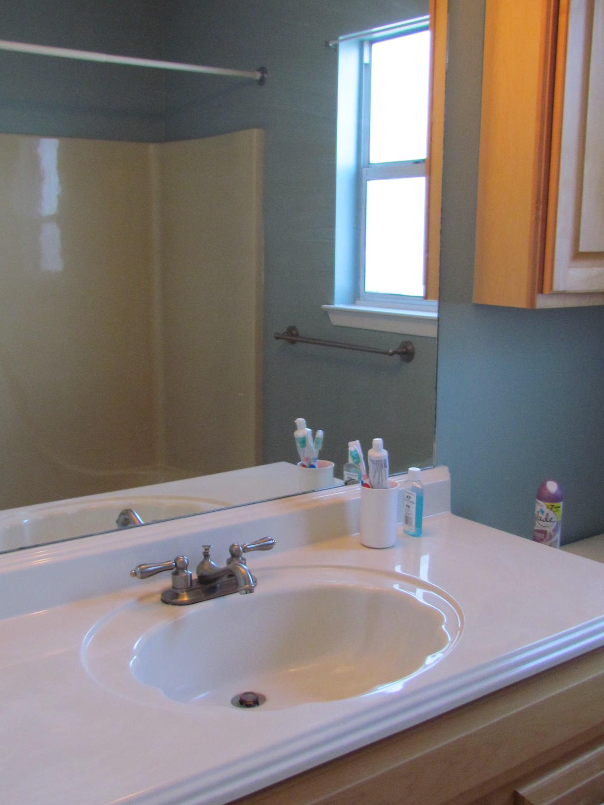 COLLEGE OAKS - Residential Lease