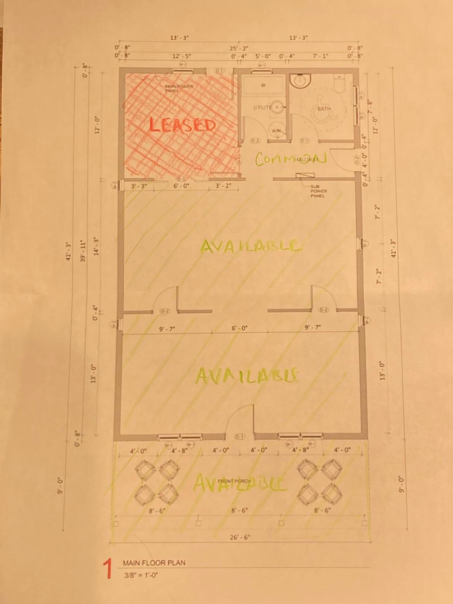 Main image without alt text