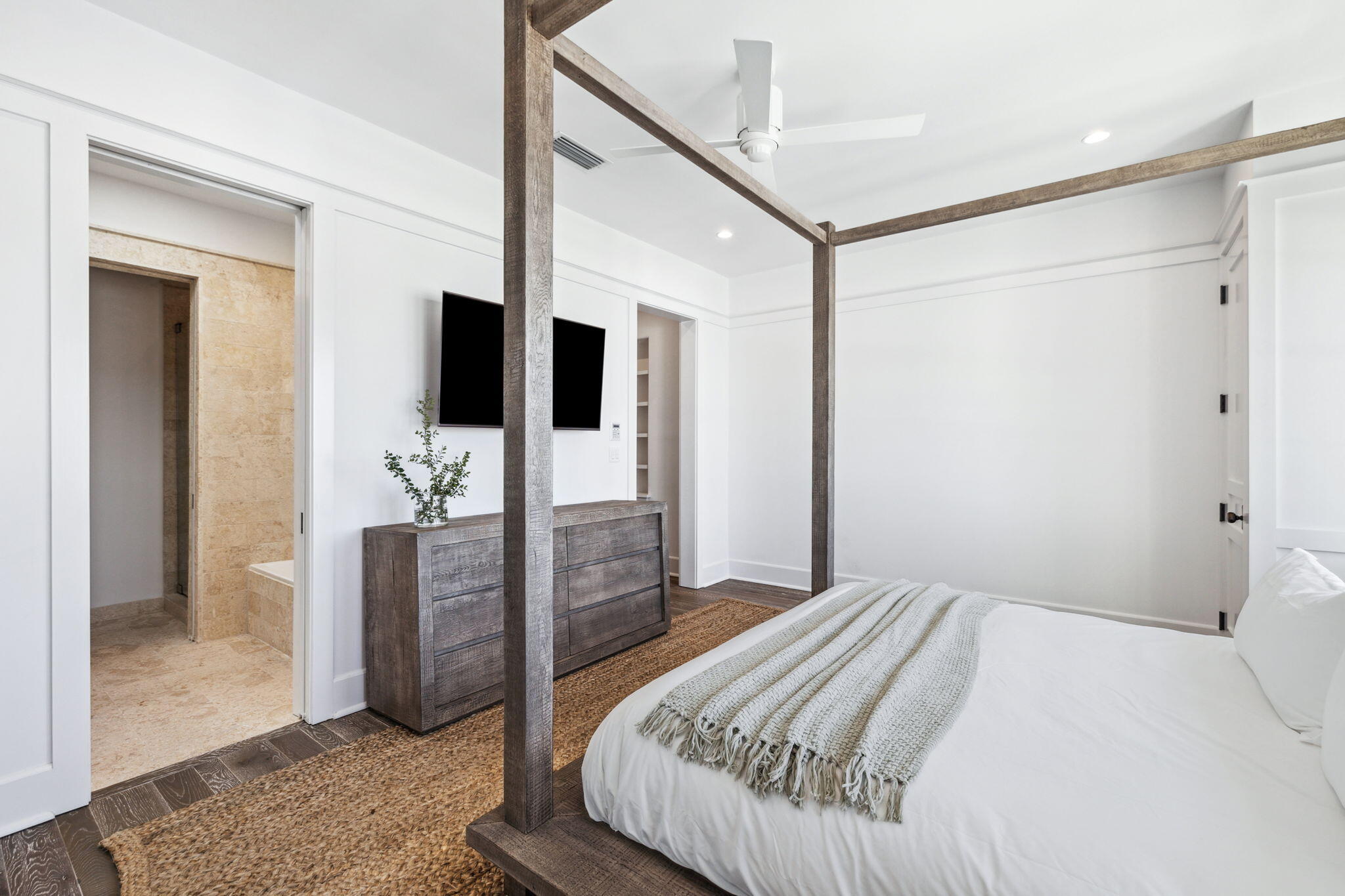 ALYS BEACH - Residential