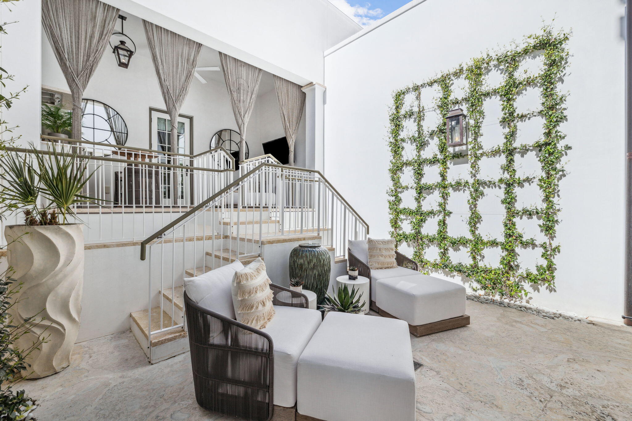 ALYS BEACH - Residential