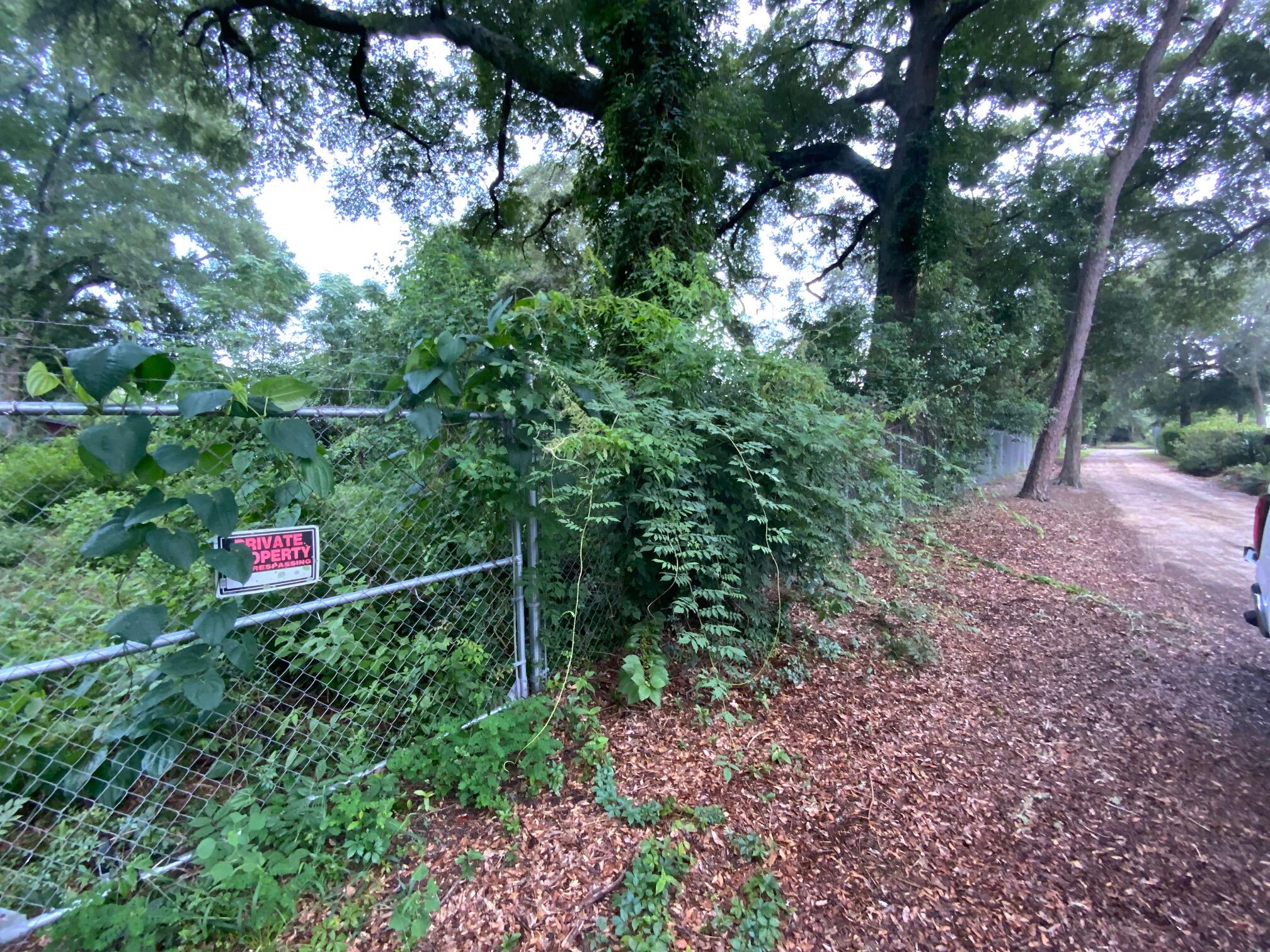 Pop Cole Rd / Weeks Rd - Land
