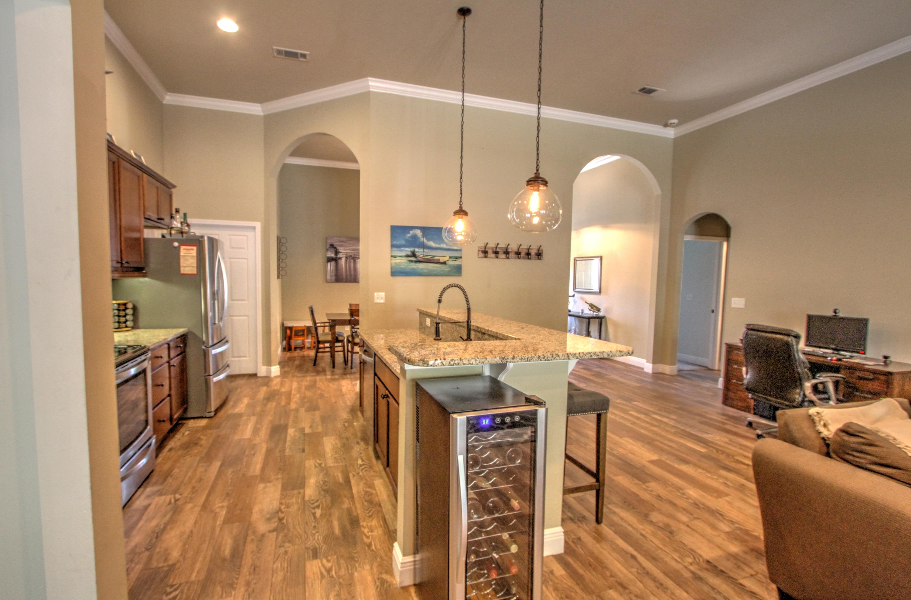 PALMETTO LAKE PRESERVE - Residential