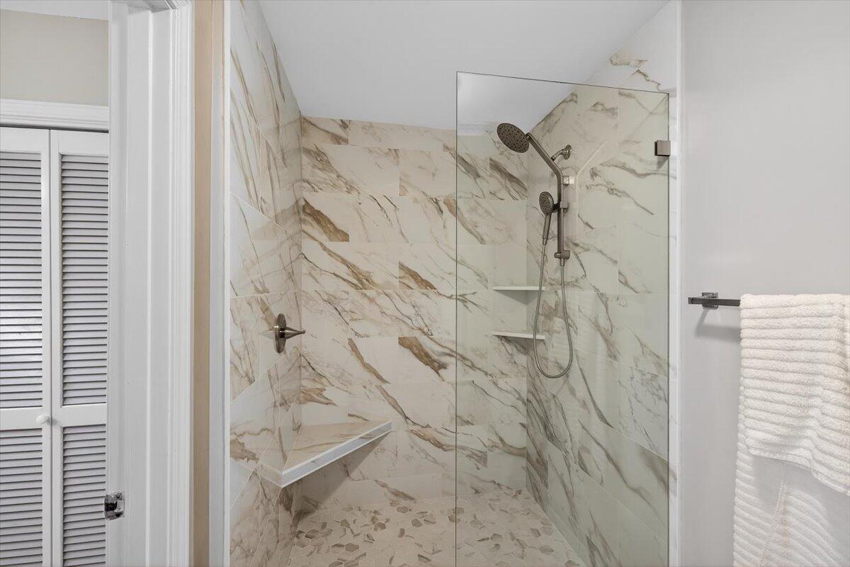 SEASCAPE CONDO PH 7C - Residential