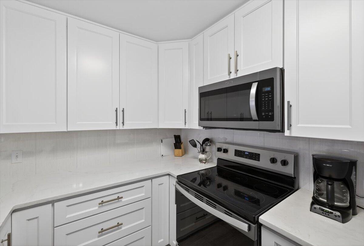 SEASCAPE CONDO PH 7C - Residential