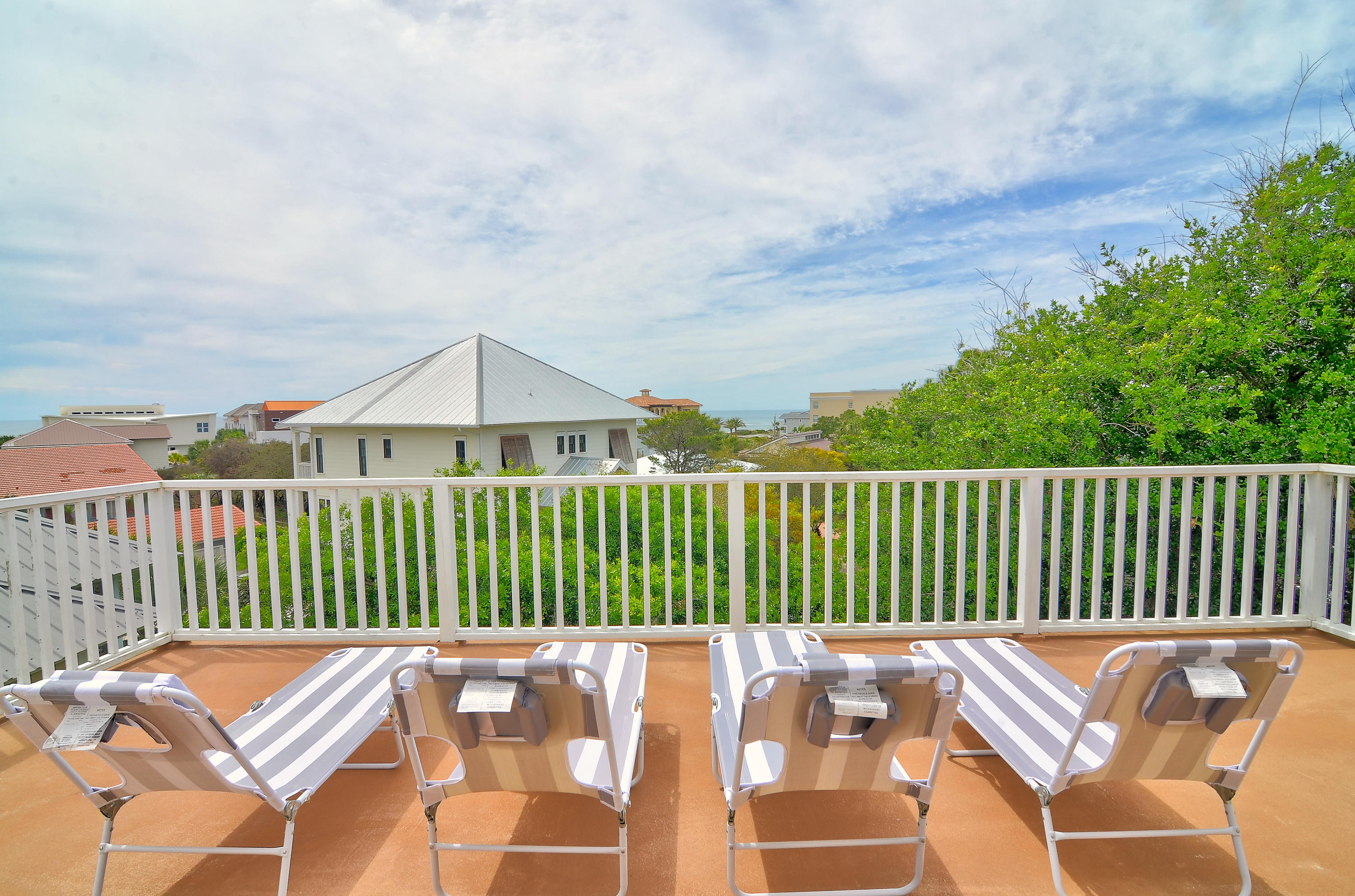 OLD FLORIDA COTTAGES - Residential