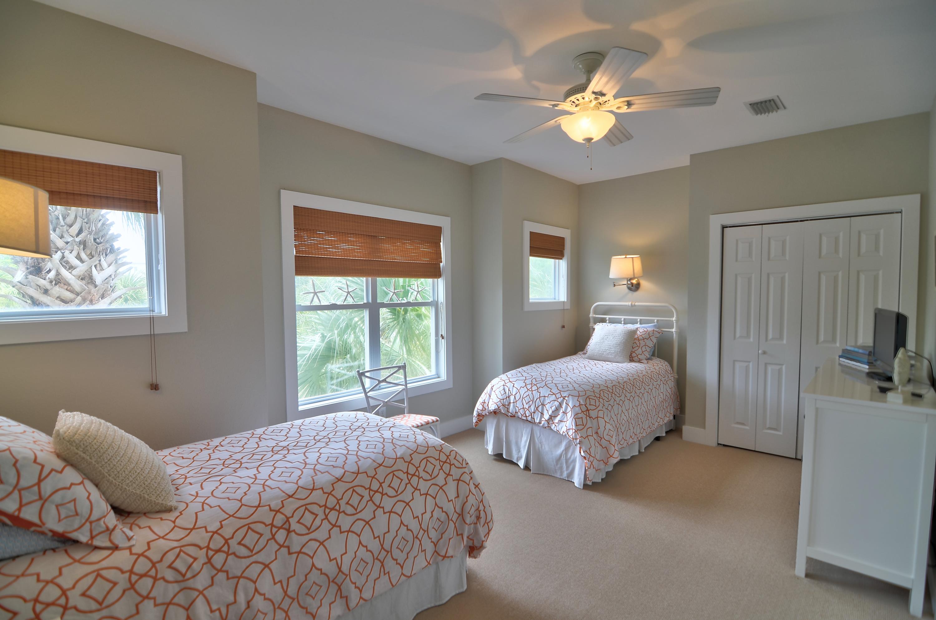 OLD FLORIDA COTTAGES - Residential