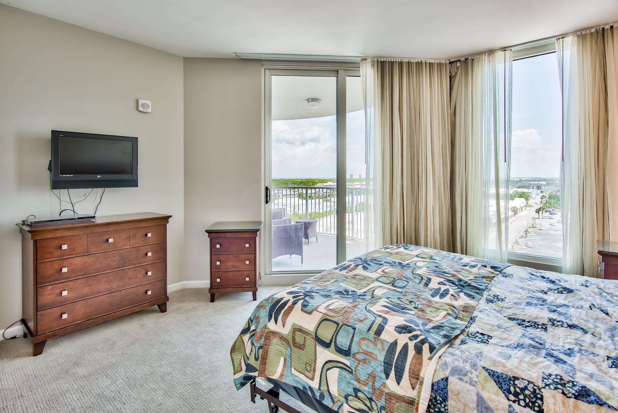 THE PALMS OF DESTIN - Residential