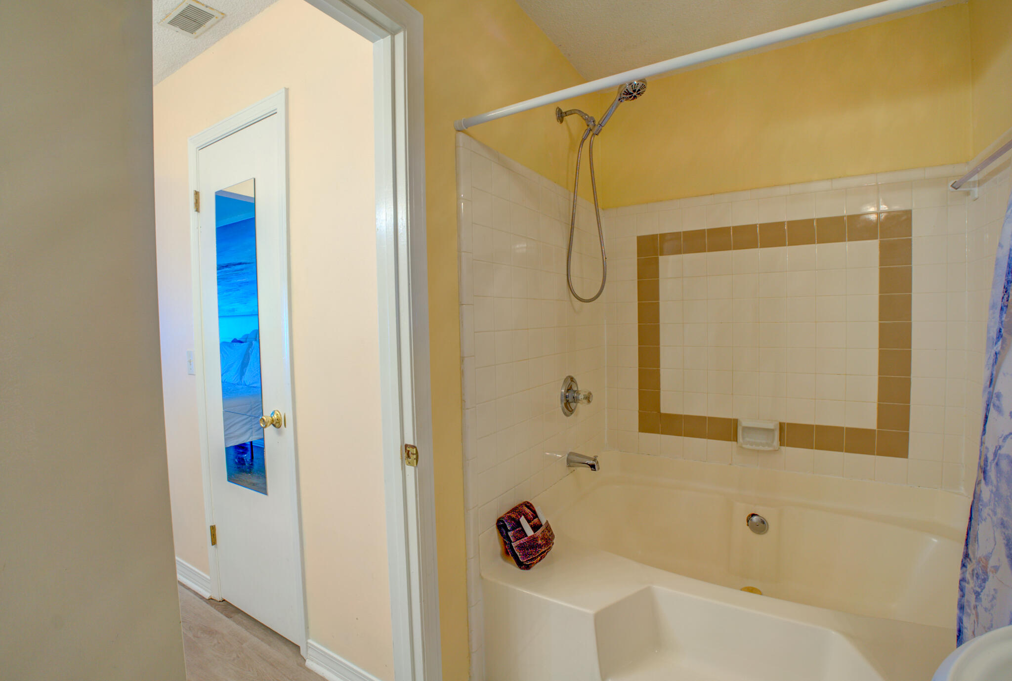 GRAND LAGOON SHORES UNIT 07 - Residential