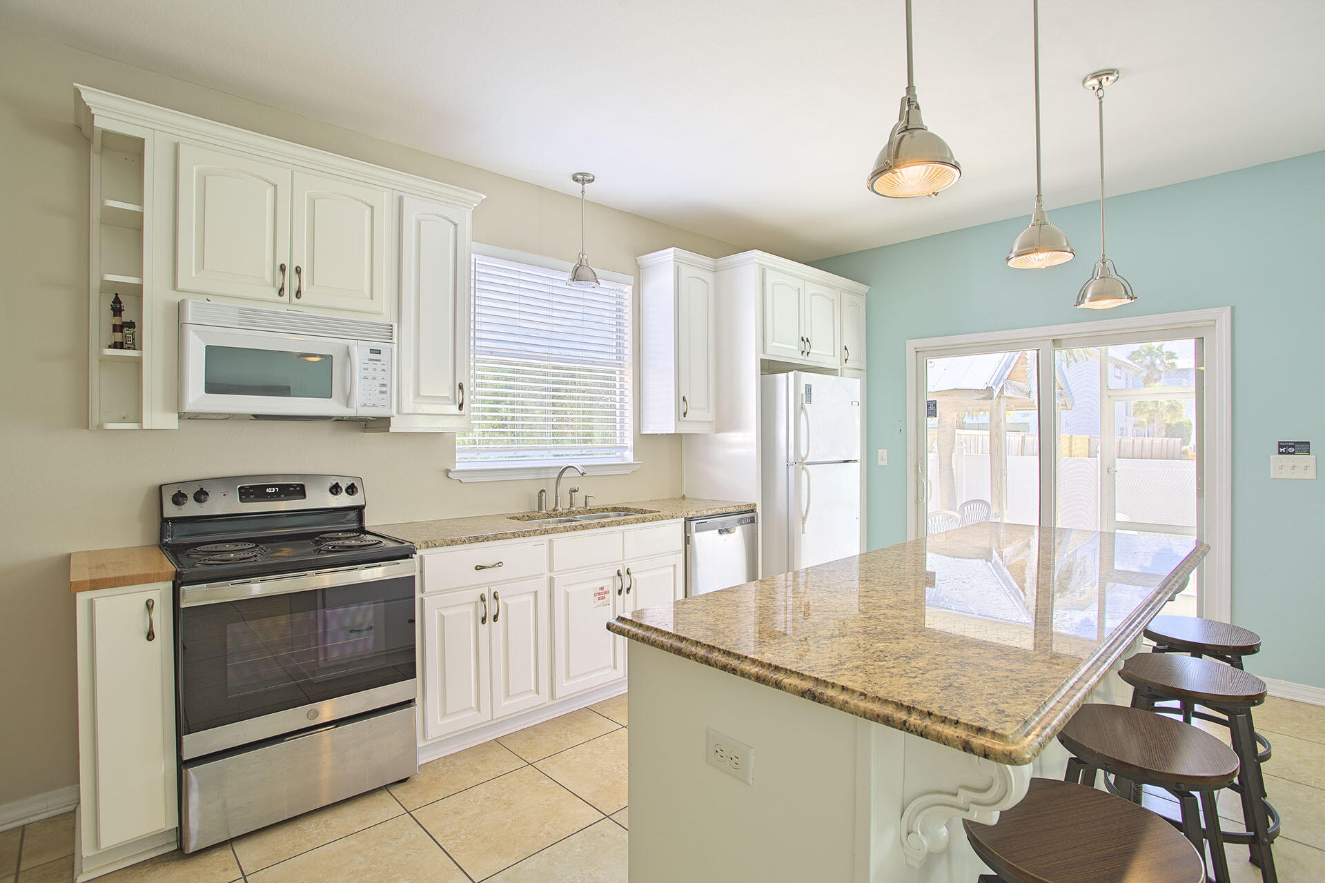 CRYSTAL BEACH - Residential