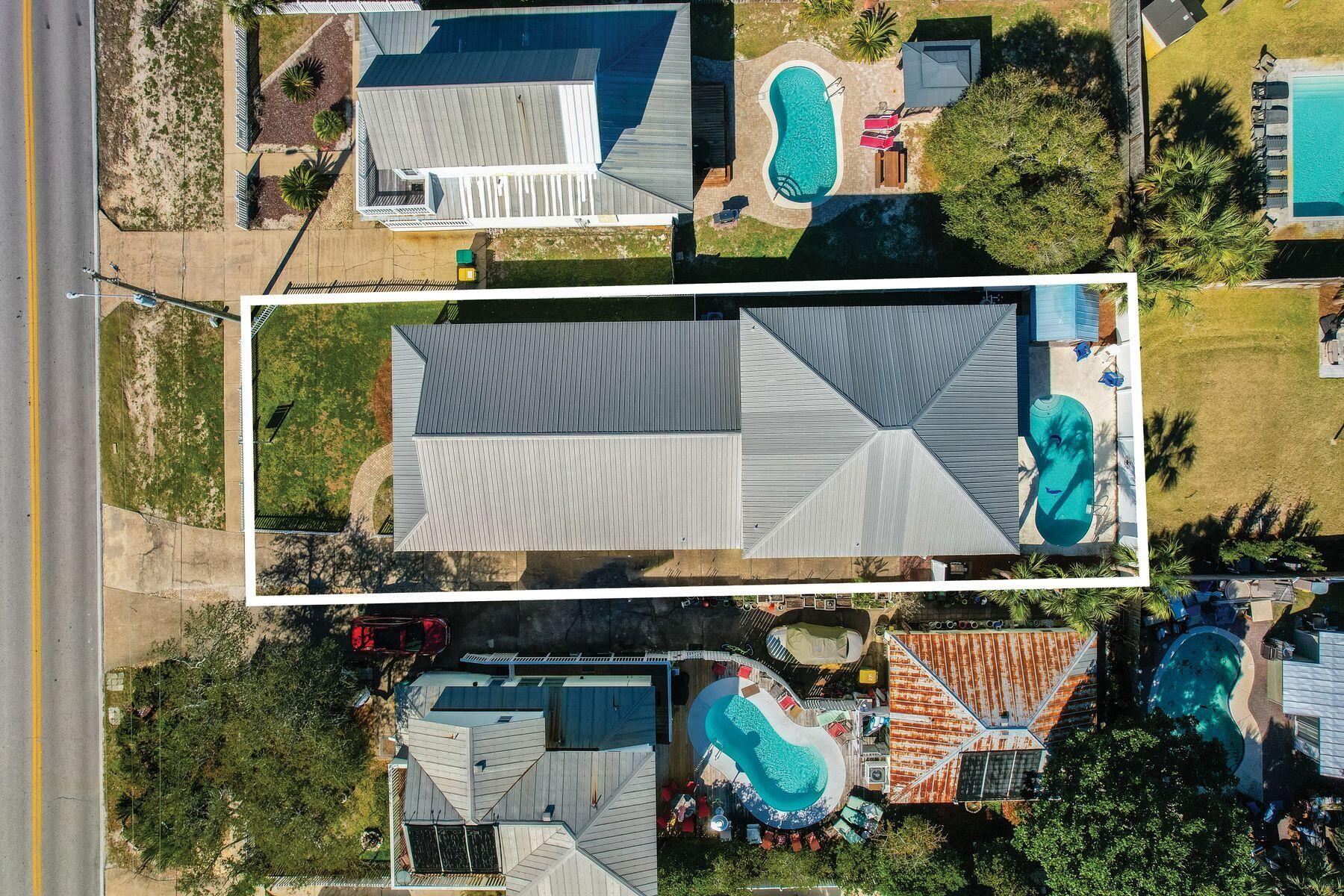 CRYSTAL BEACH - Residential