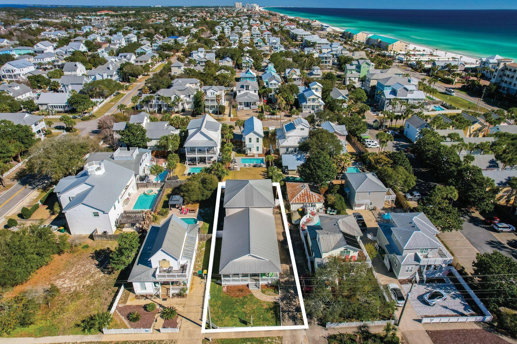 CRYSTAL BEACH - Residential