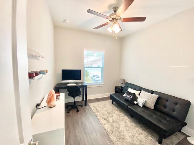 VERANDAS AT FREEPORT - Residential Lease