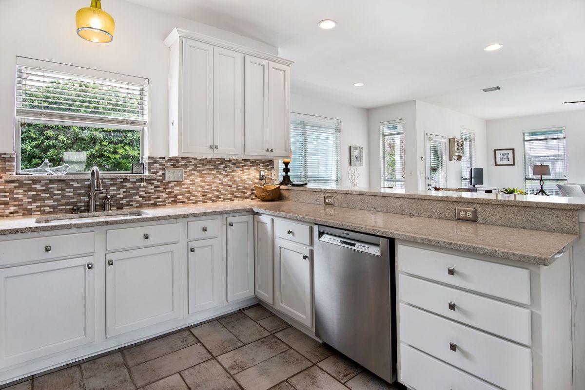 Crystal Shores - Residential