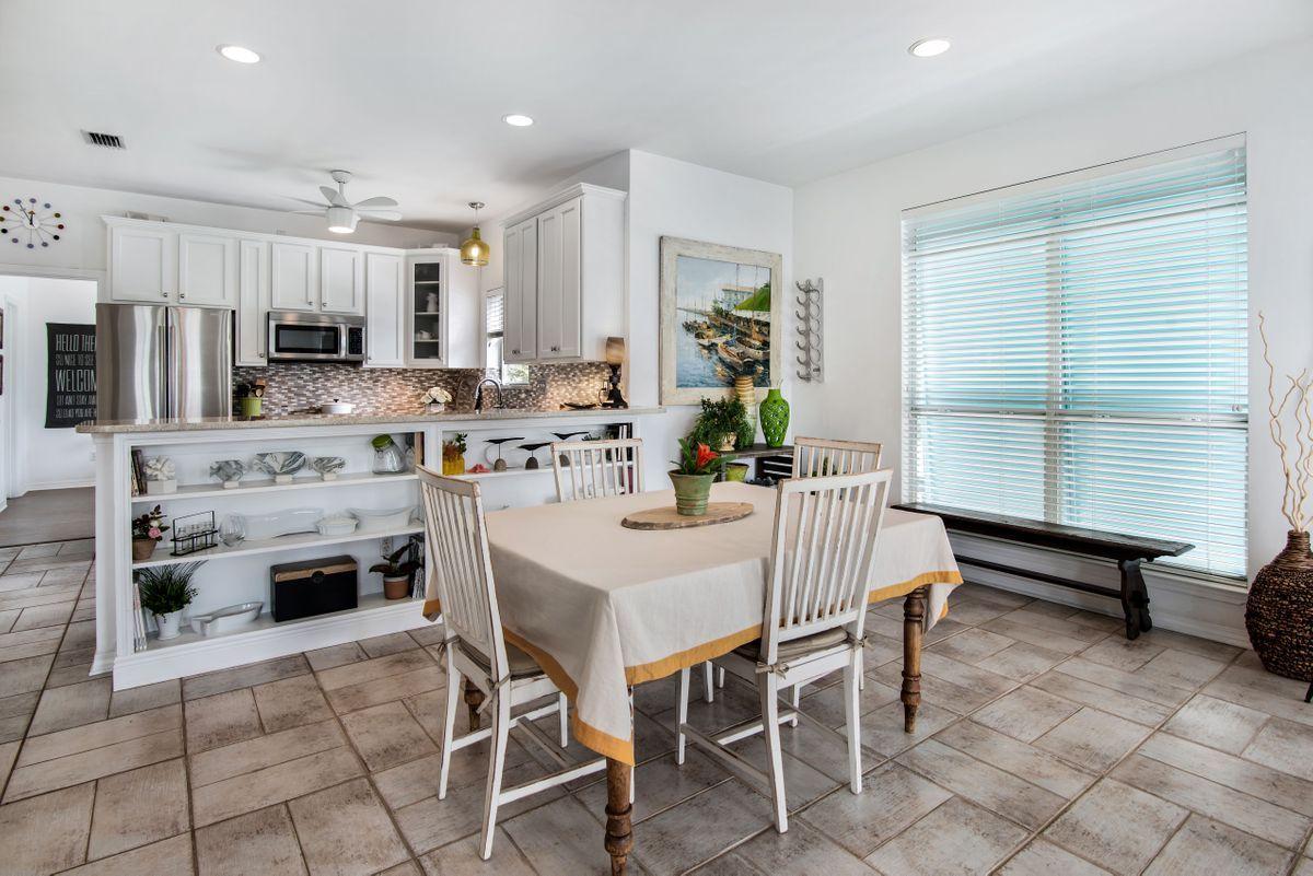 Crystal Shores - Residential