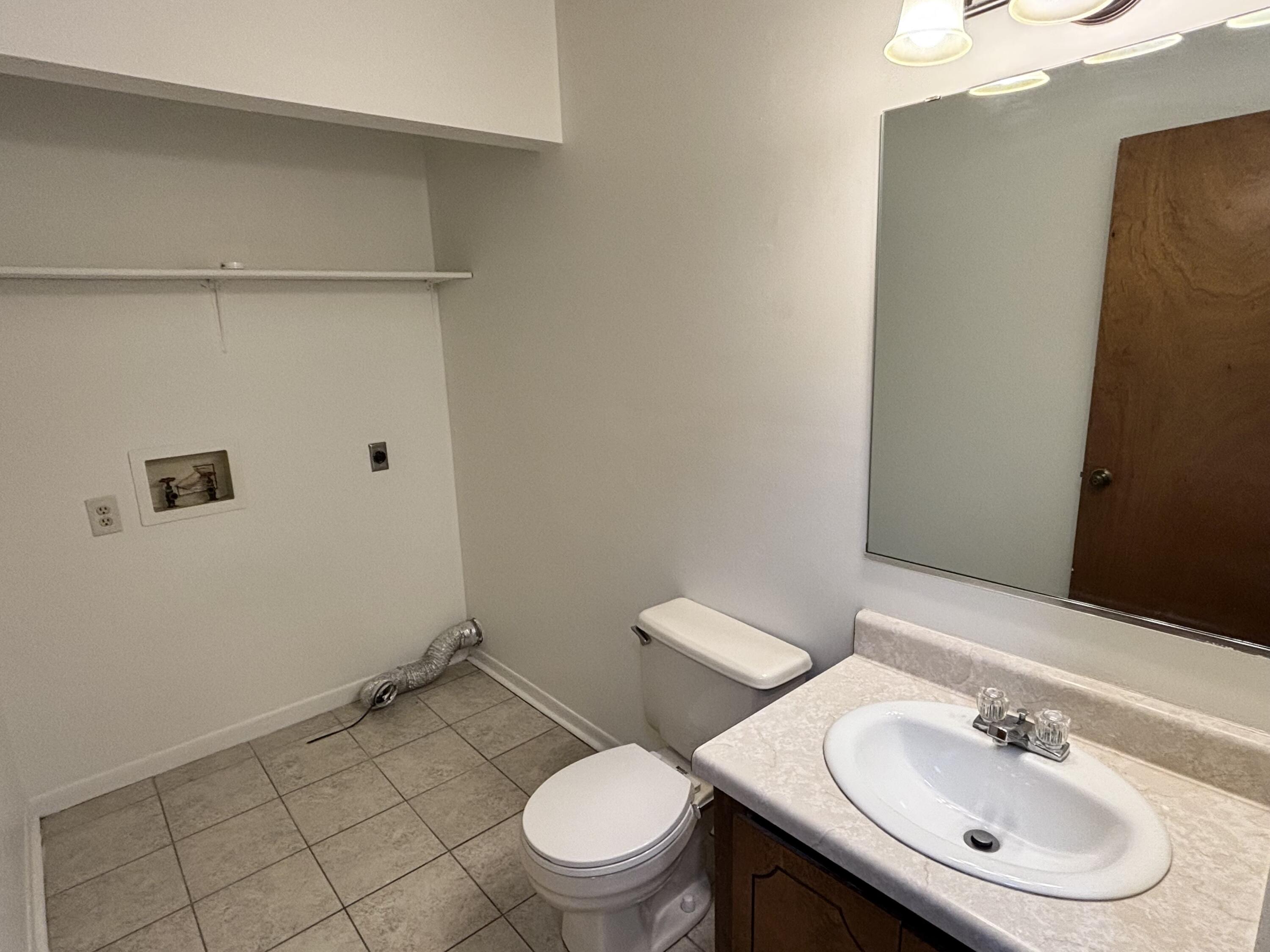 WHISPERING OAKS - Residential Lease