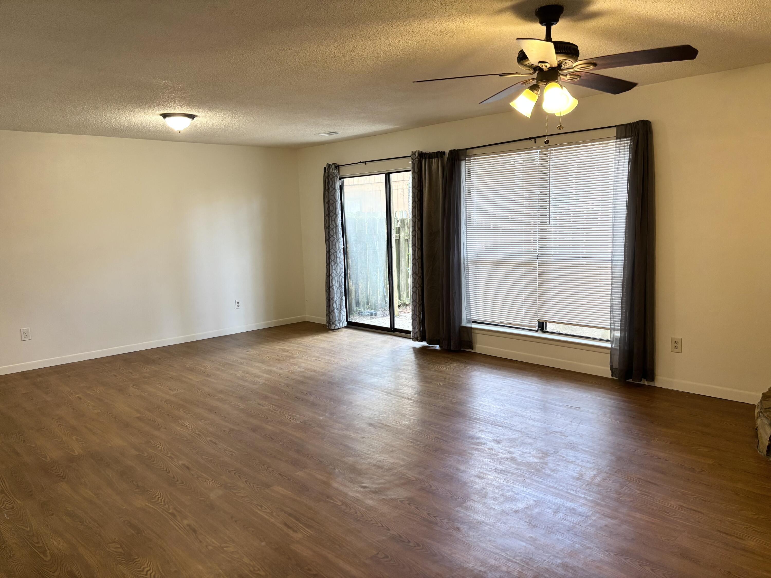 WHISPERING OAKS - Residential Lease