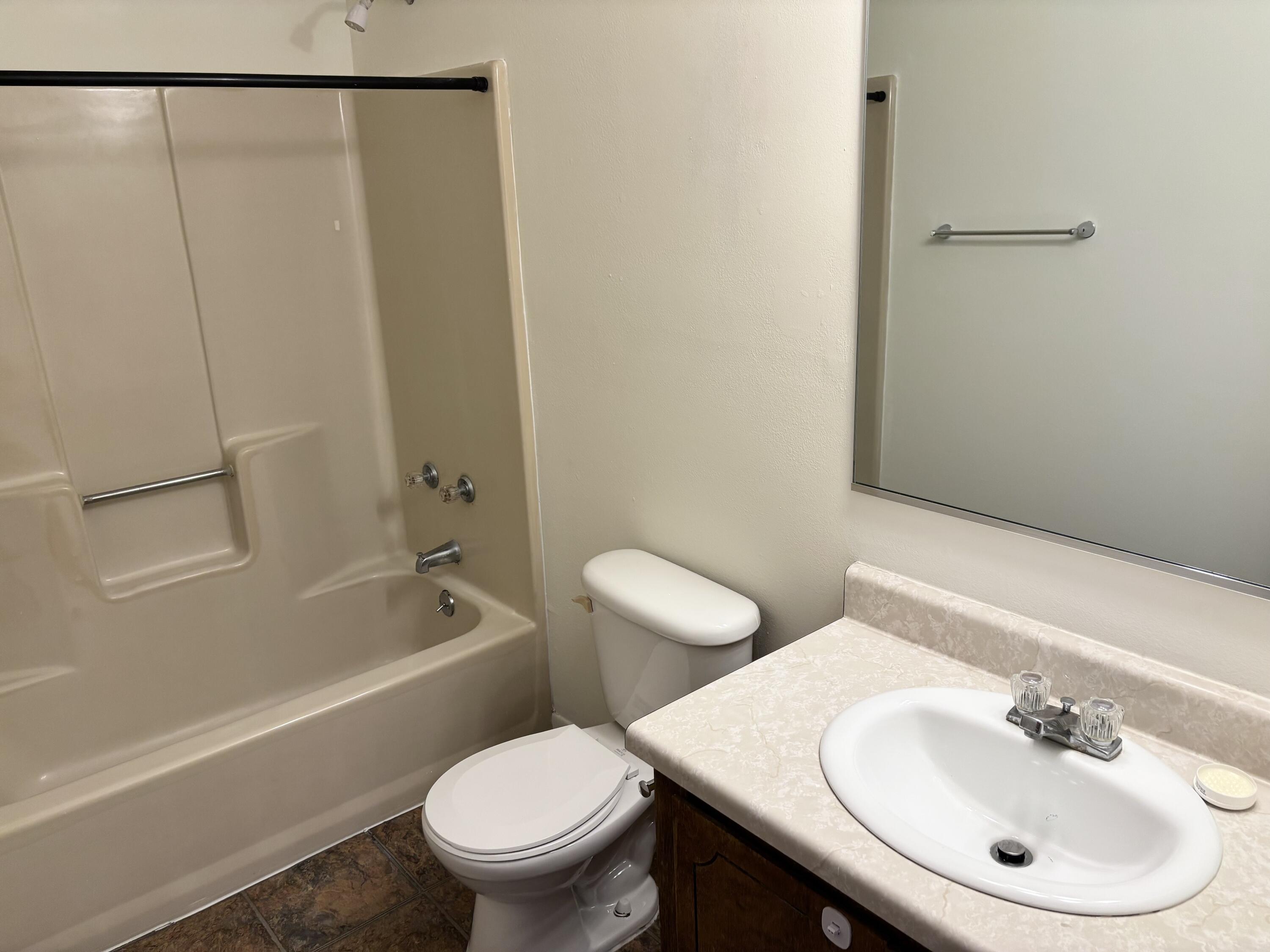 WHISPERING OAKS - Residential Lease