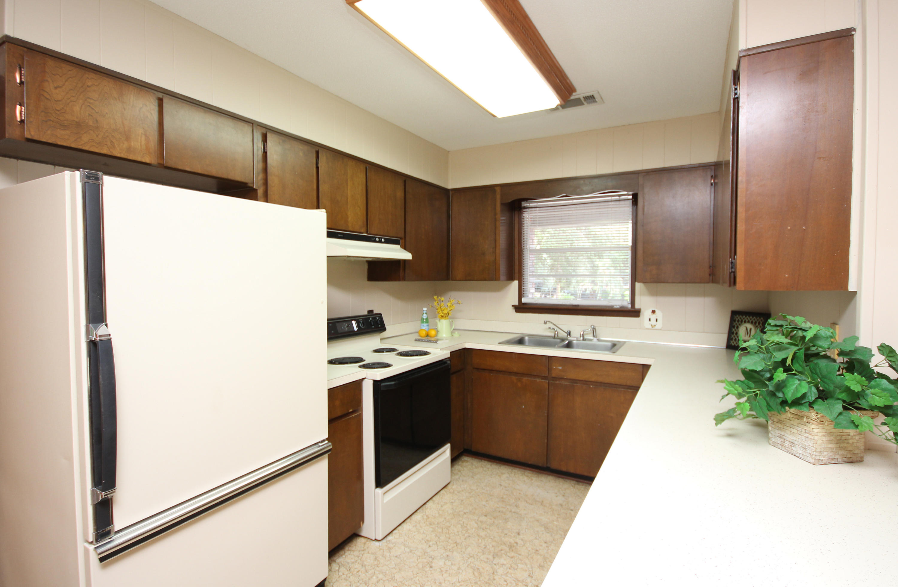 LEOTA MILLER - Residential