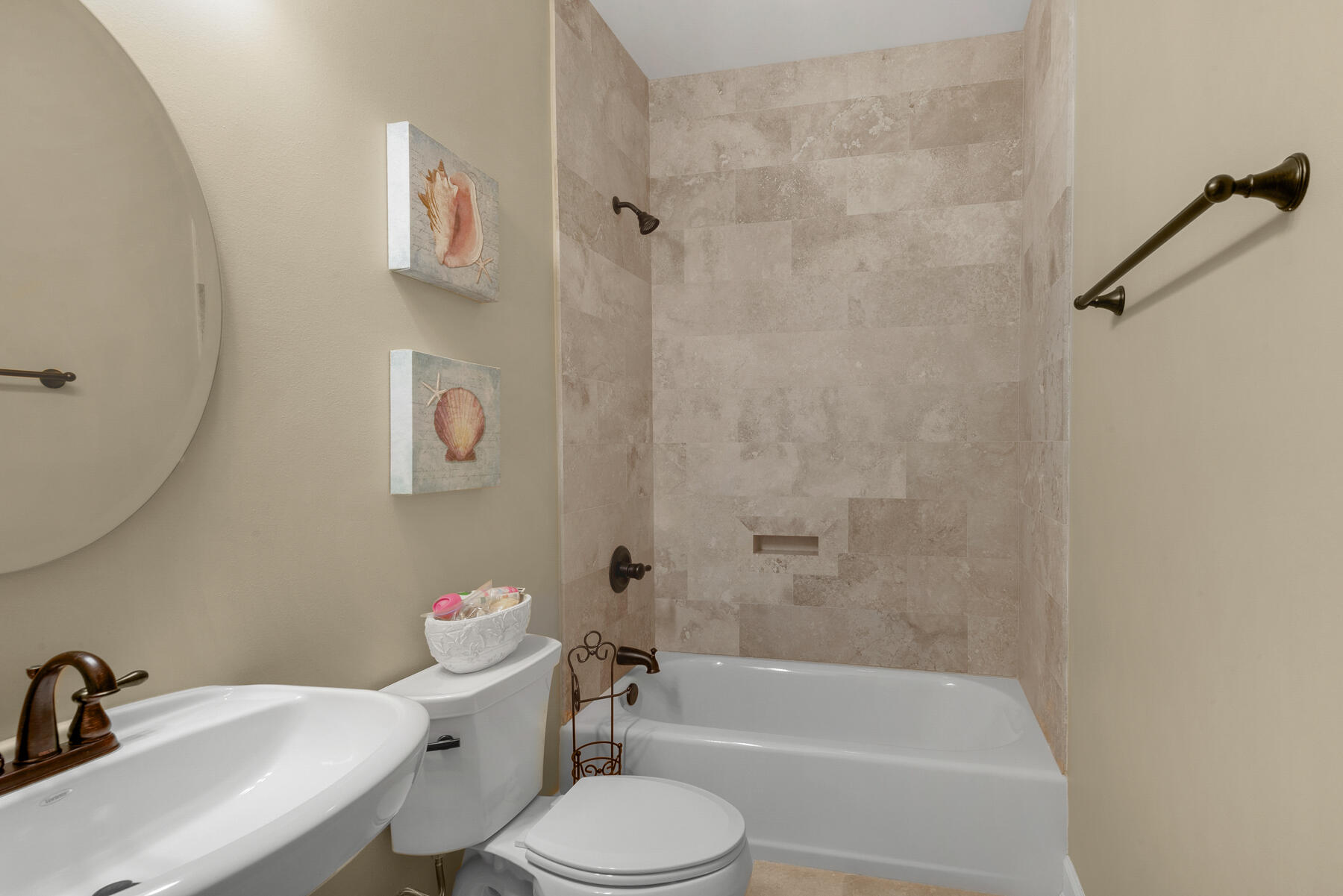 EMERALD BAY PH 1A - Residential